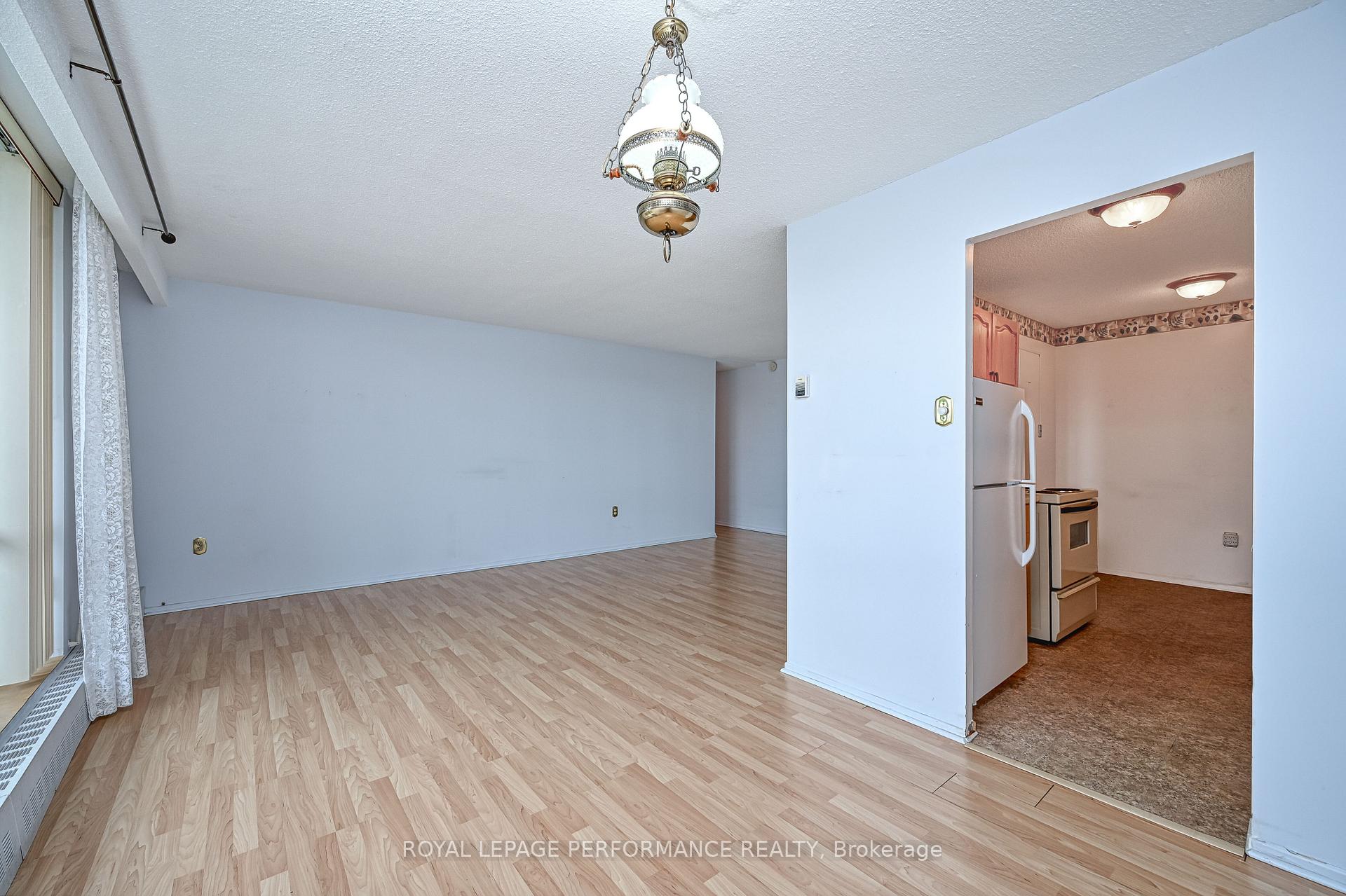 Photo 13 of Unit 308, 2400 Virginia Drive, Ottawa, Guildwood Estates - Urbandale Acres — HOMEH