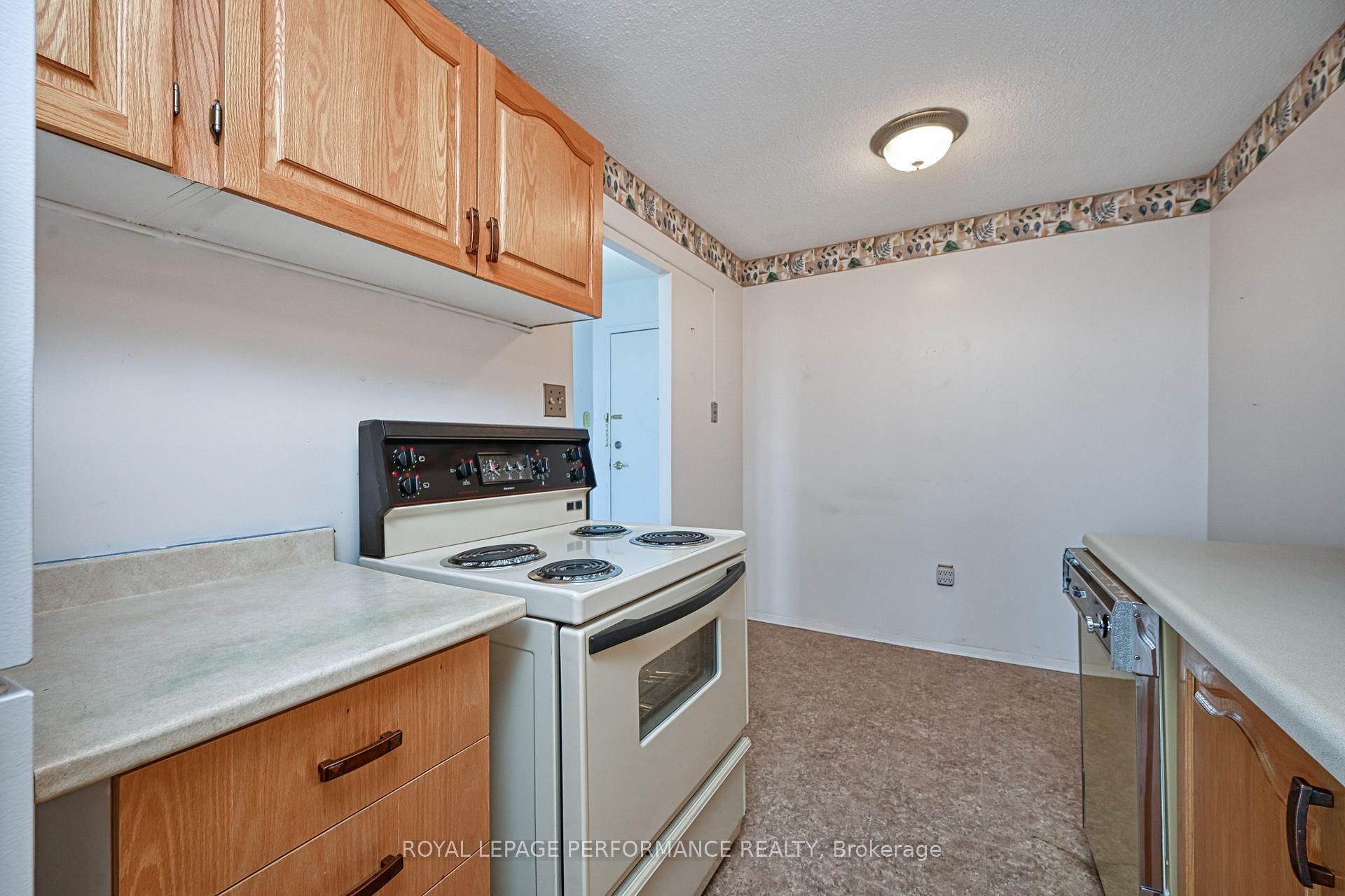 Photo 22 of Unit 308, 2400 Virginia Drive, Ottawa, Guildwood Estates - Urbandale Acres — HOMEH