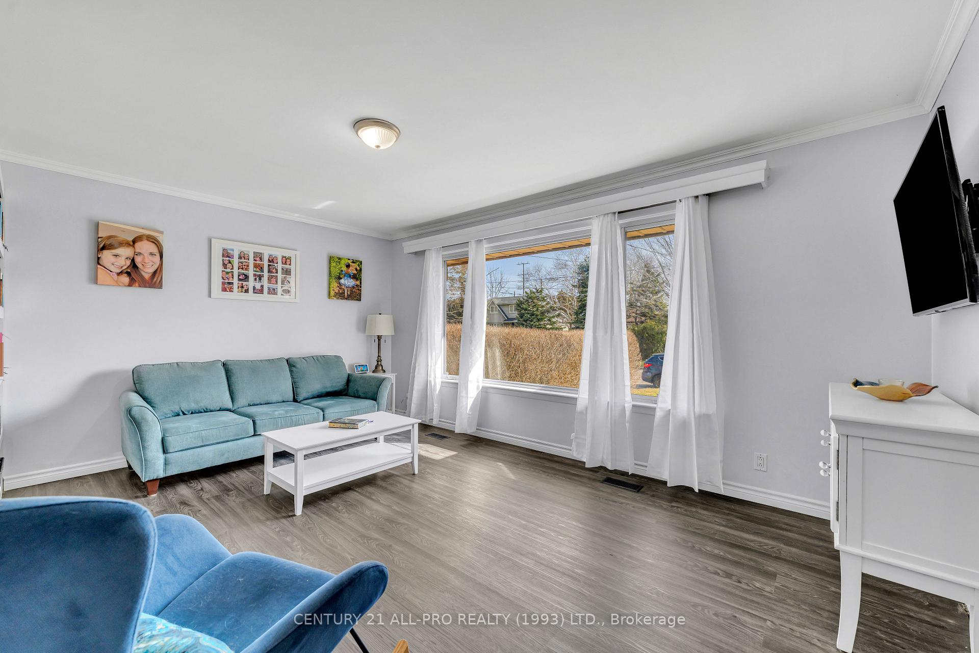 Photo 10 of 621 Ruth Street, Cobourg — HOMEH