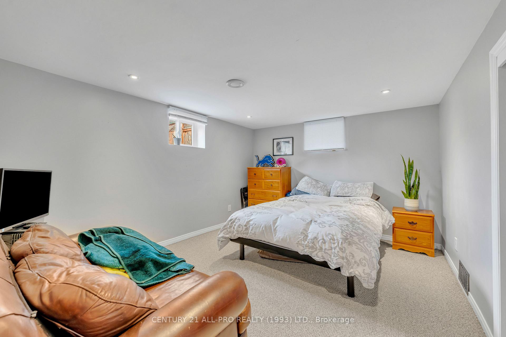 Photo 23 of 621 Ruth Street, Cobourg — HOMEH