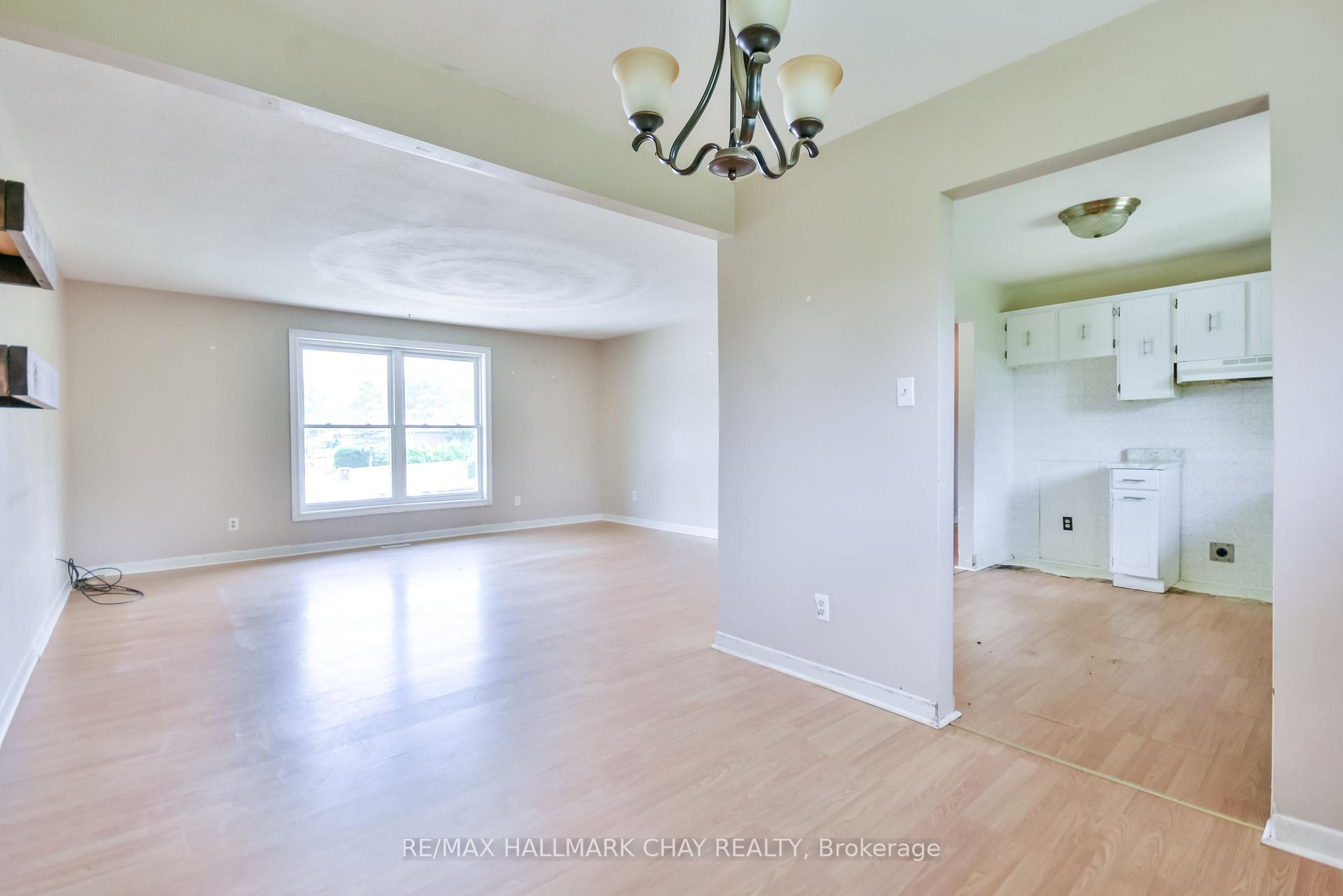 Photo 13 of 201 Mcgeorge Avenue, Essa, Angus — HOMEH