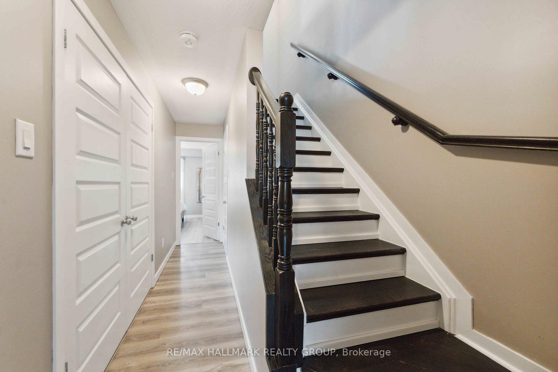 Photo 14 of 162 Bluestone Private, Ottawa, Avalon West — HOMEH