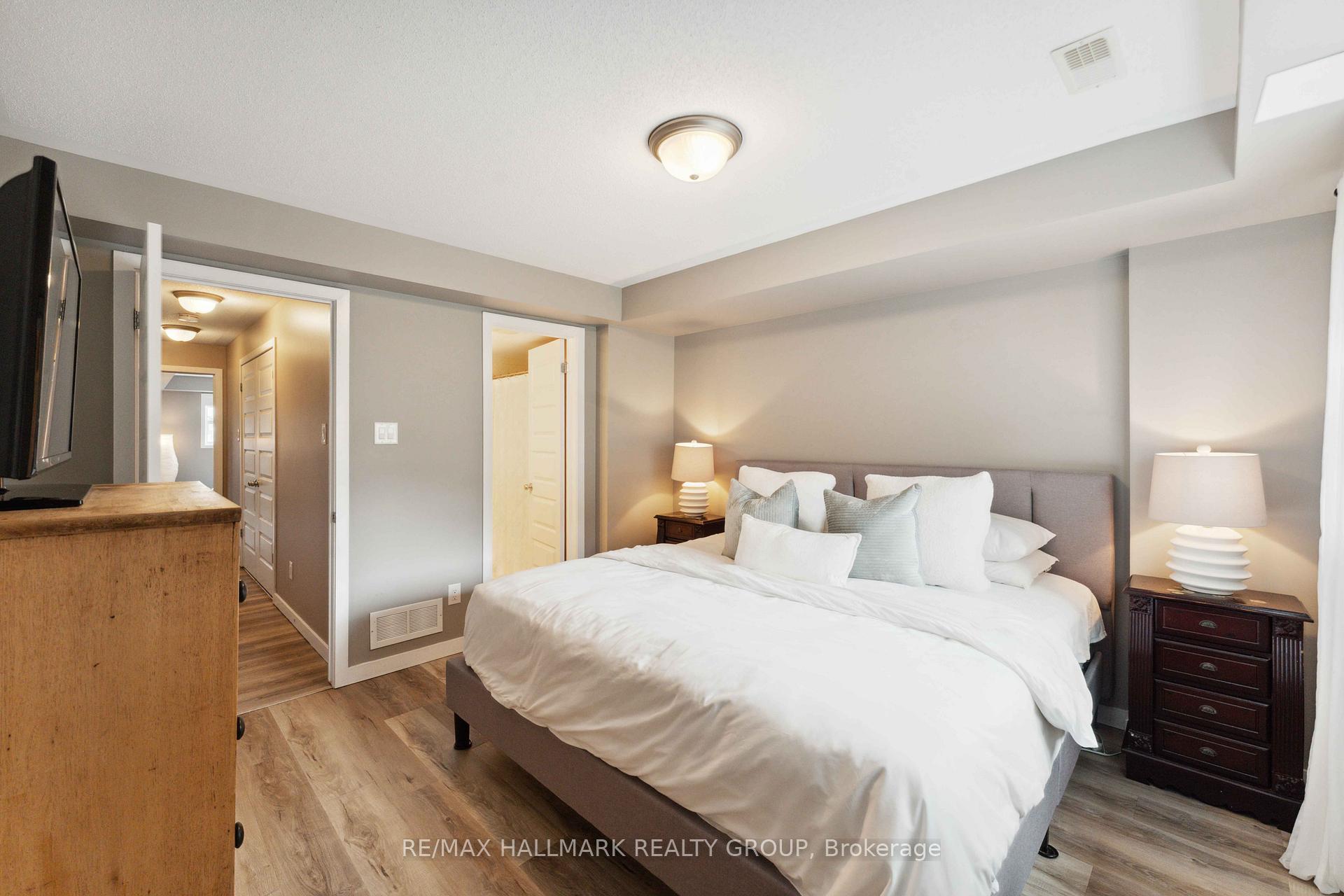 Photo 16 of 162 Bluestone Private, Ottawa, Avalon West — HOMEH
