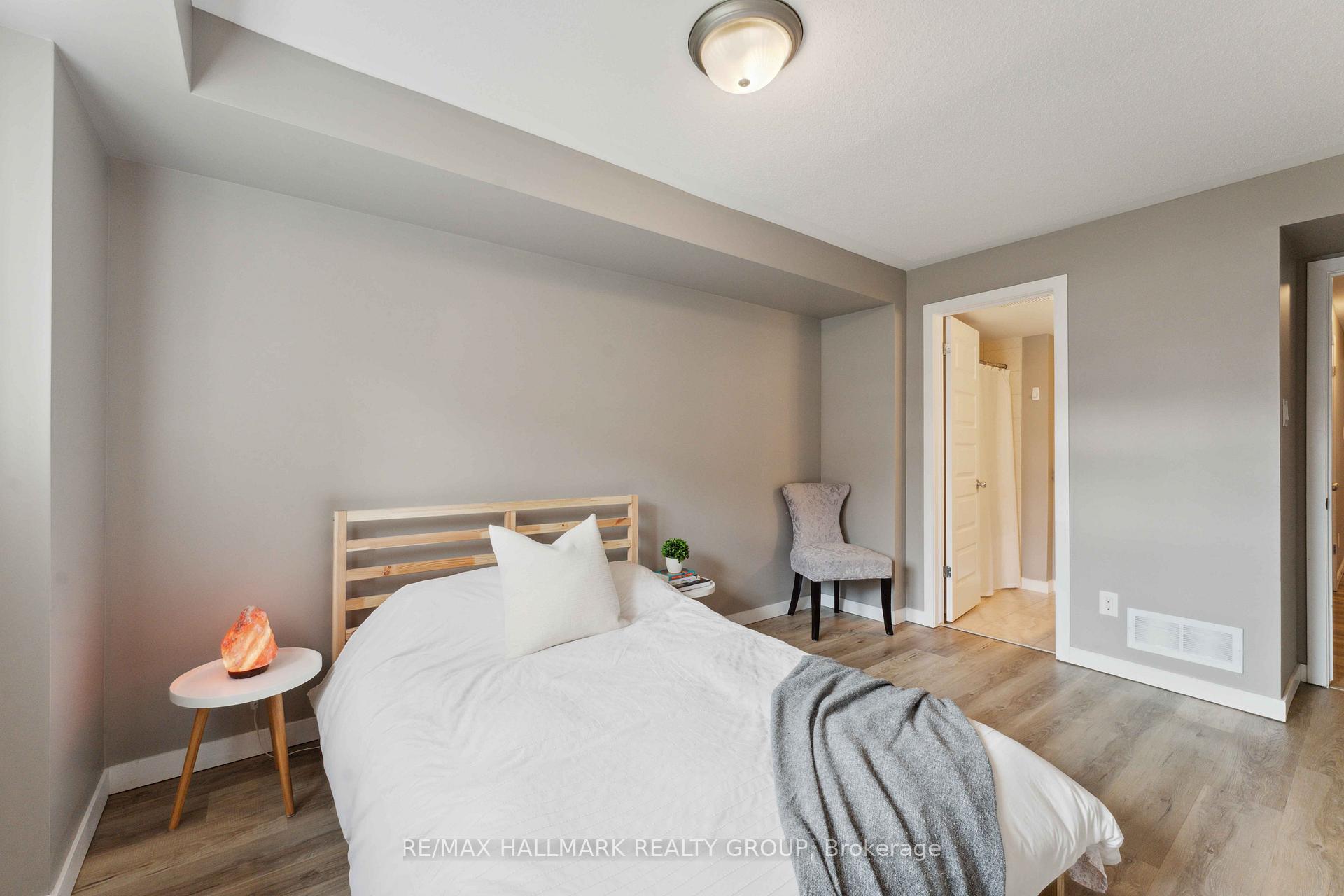 Photo 20 of 162 Bluestone Private, Ottawa, Avalon West — HOMEH
