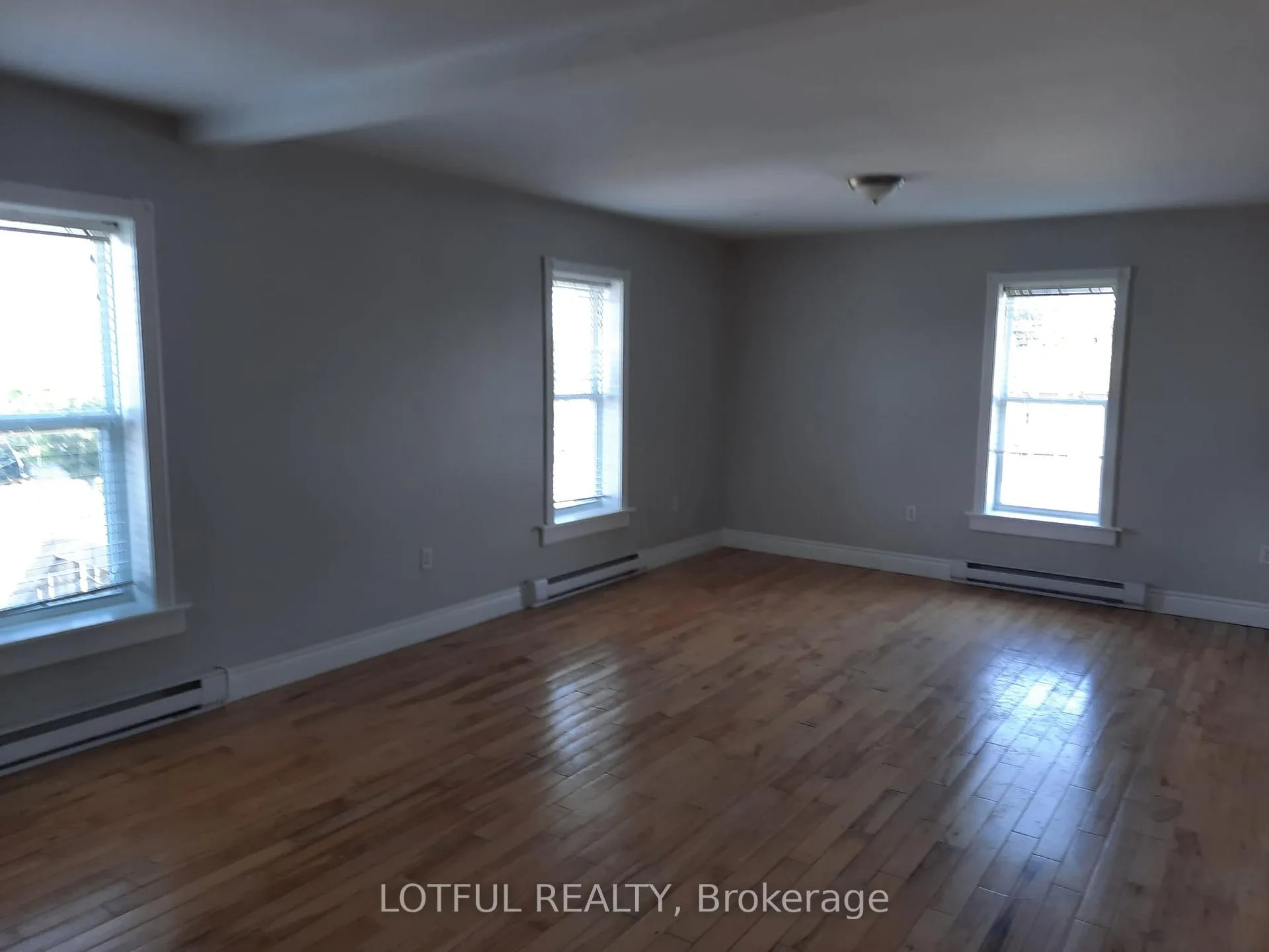 Photo 3 of Unit 3, 2084 Dundas Street, Edwardsburgh/Cardinal, Town of Cardinal — HOMEH