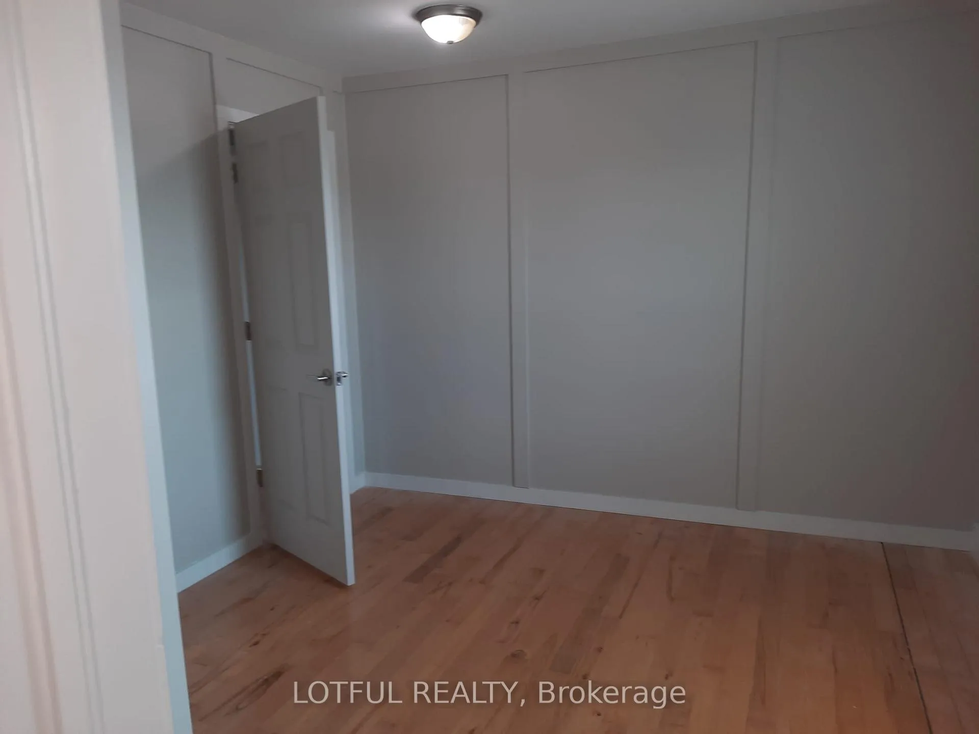 Photo 10 of Unit 3, 2084 Dundas Street, Edwardsburgh/Cardinal, Town of Cardinal — HOMEH