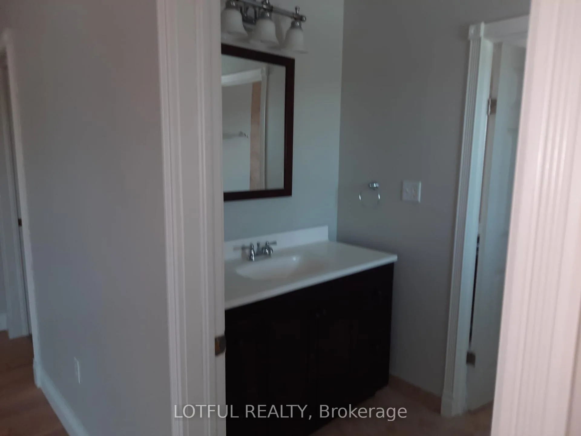 Photo 13 of Unit 3, 2084 Dundas Street, Edwardsburgh/Cardinal, Town of Cardinal — HOMEH