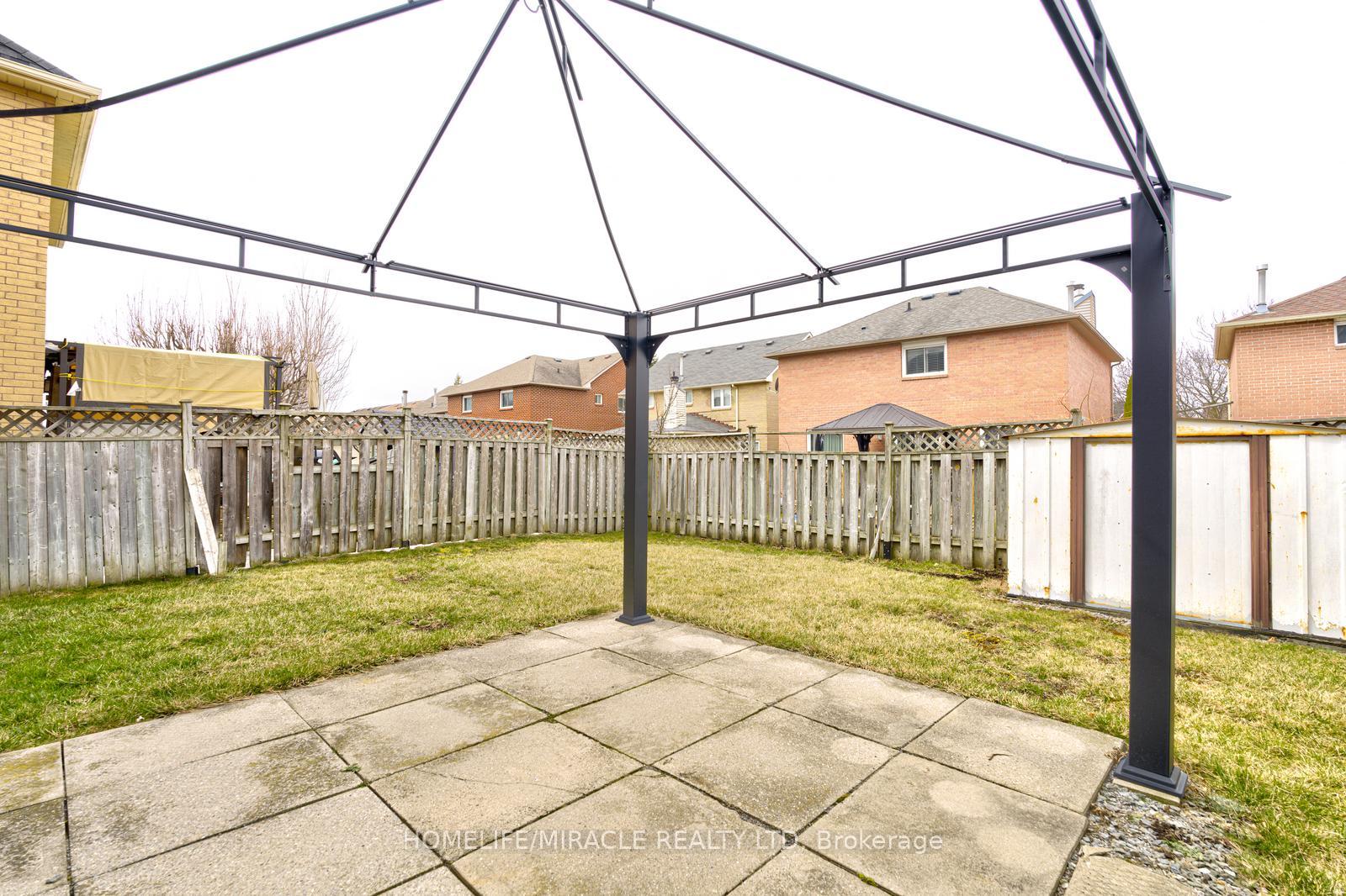 Photo 35 of 24 Raine Drive, Ajax, Central — HOMEH