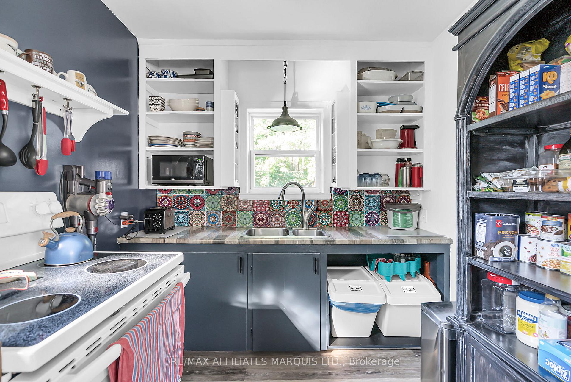 Photo 11 of 406 York Street, Cornwall — HOMEH