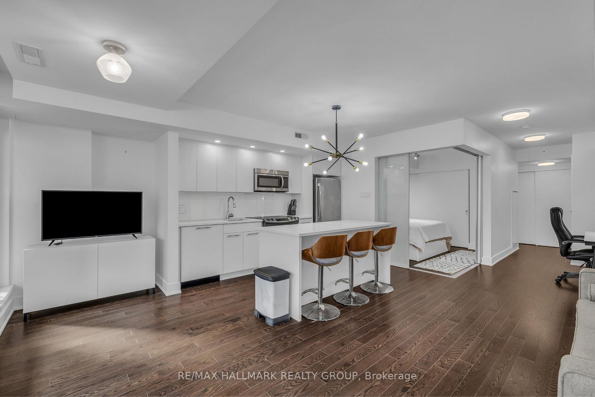 Photo 4 of Unit 107, 108 Richmond Road, Ottawa, Westboro/Hampton Park — HOMEH