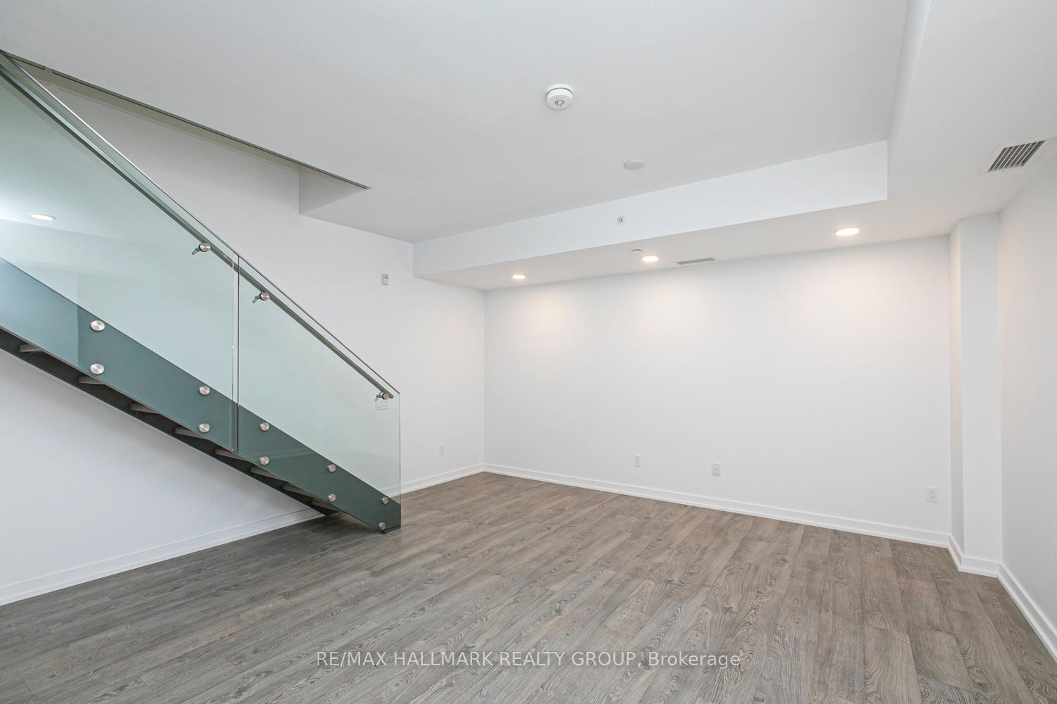 Photo 46 of Unit 107, 320 Miwate, Ottawa, Mechanicsville — HOMEH