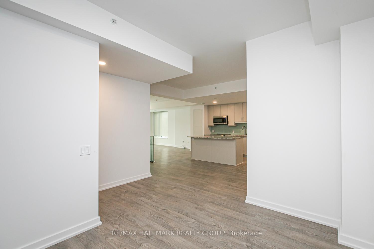 Photo 17 of Unit 107, 320 Miwate, Ottawa, Mechanicsville — HOMEH