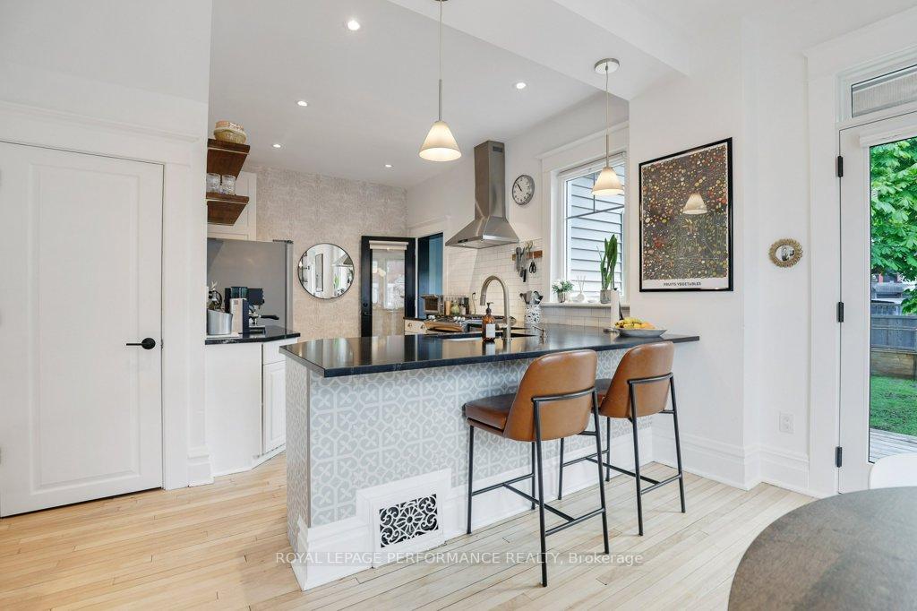 Photo 15 of 80 Renfrew Avenue, Ottawa, Glebe — HOMEH