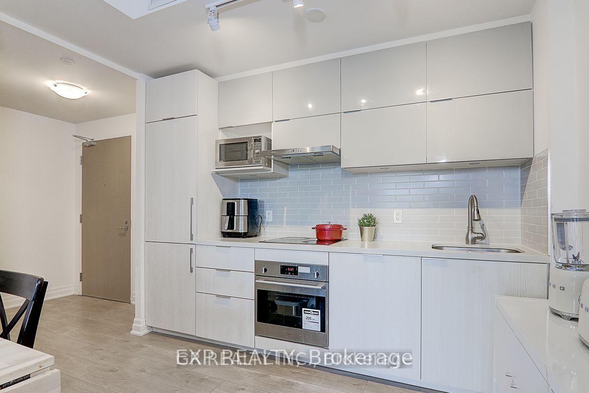 Photo 4 of Unit 829, 10 Rouge Valley Drive W, Markham, Unionville — HOMEH