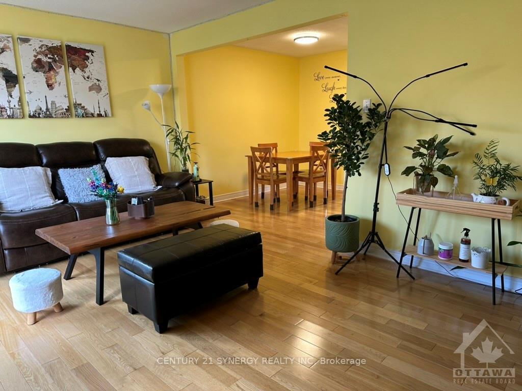 Photo 8 of 3133 Quail Drive, Ottawa, Sawmill Creek/Timbermill — HOMEH