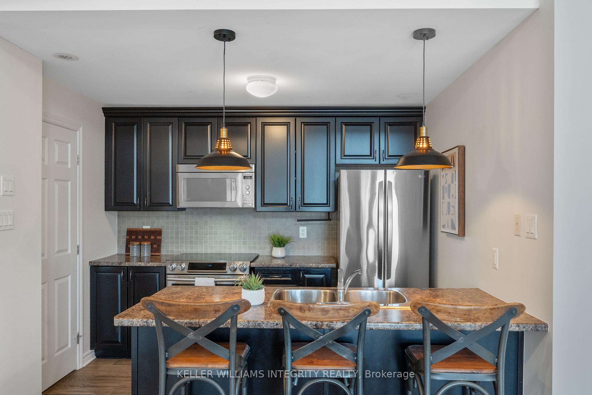 Photo 5 of Unit L, 763 Cedar Creek Drive, Ottawa, Blossom Park/Kemp Park/Findlay Creek — HOMEH