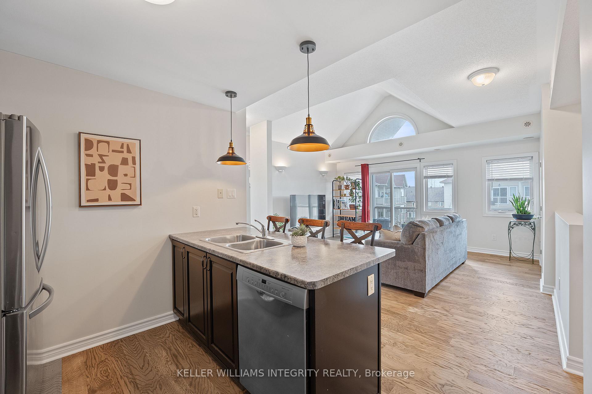 Photo 8 of Unit L, 763 Cedar Creek Drive, Ottawa, Blossom Park/Kemp Park/Findlay Creek — HOMEH