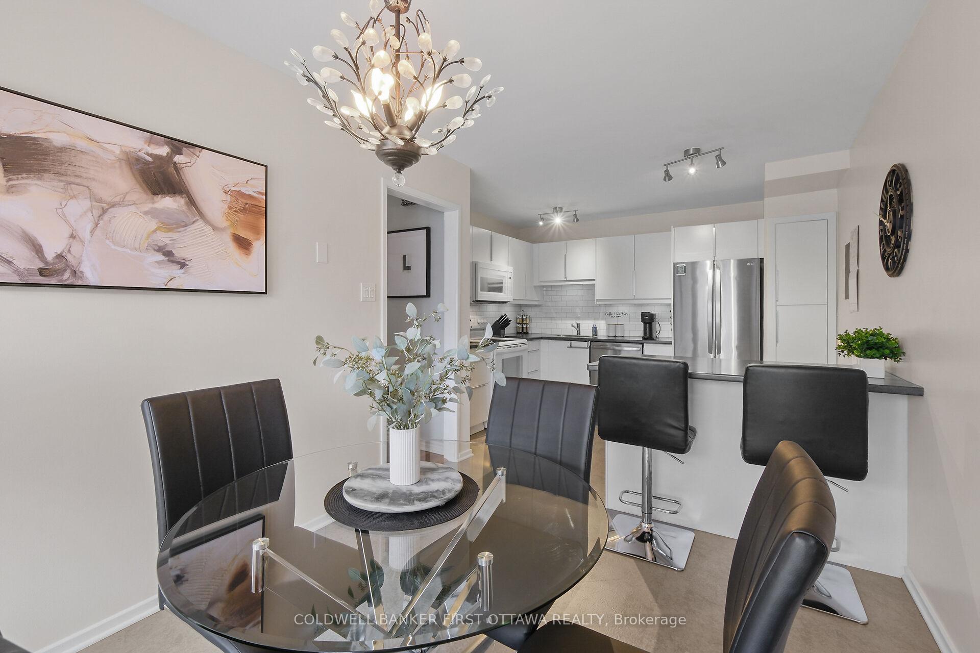 Photo 15 of 12 Carmichael Court, Ottawa, Kanata - Beaverbrook — HOMEH