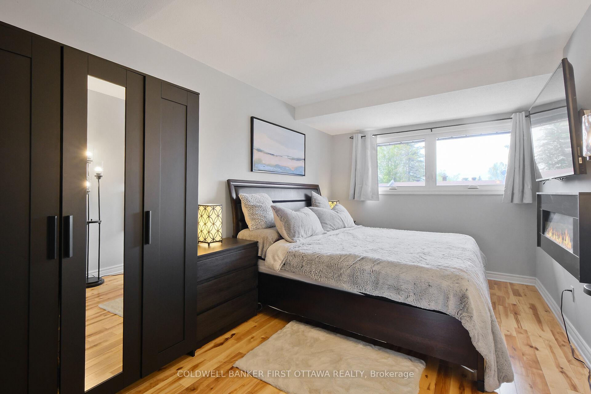 Photo 43 of 12 Carmichael Court, Ottawa, Kanata - Beaverbrook — HOMEH