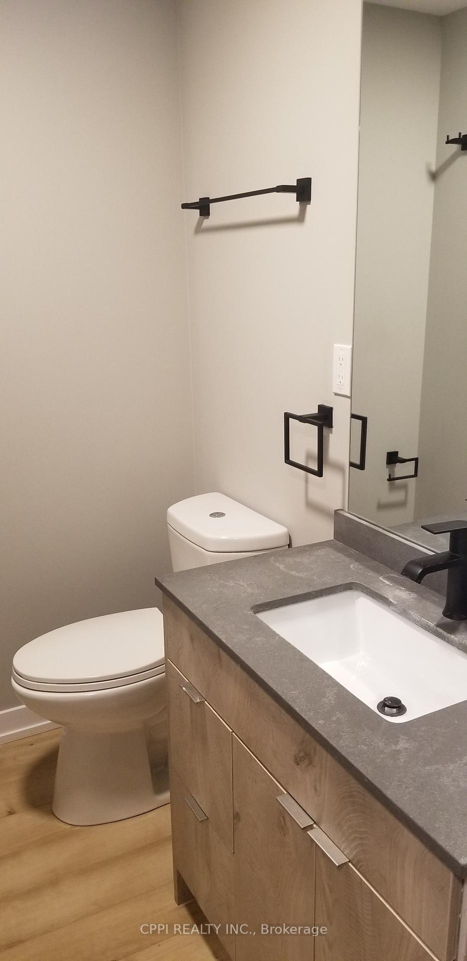Photo 3 of Unit 305, 70 King Street E, Oshawa, Central — HOMEH