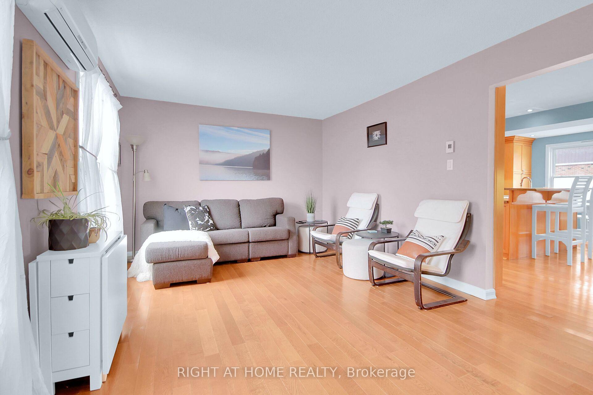 Photo 15 of 5 Moorside Private, Ottawa, Carleton Heights — HOMEH