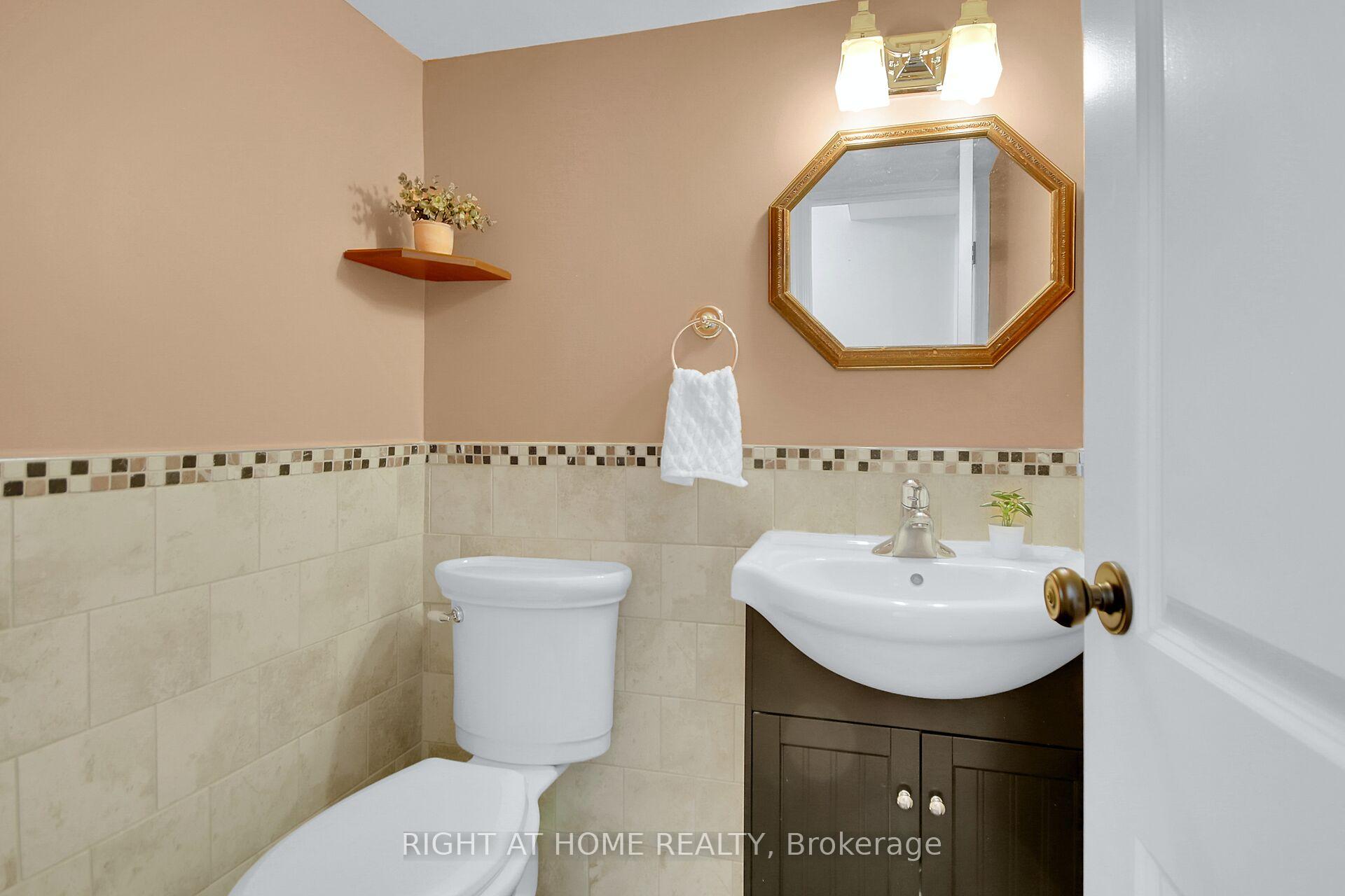 Photo 57 of 5 Moorside Private, Ottawa, Carleton Heights — HOMEH