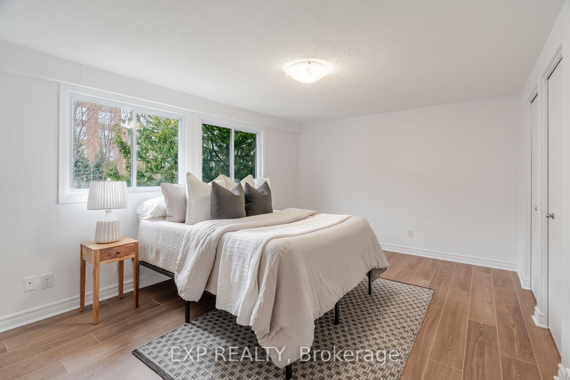 Photo 30 of 60 Alison Korn Private, Ottawa, Bells Corners — HOMEH