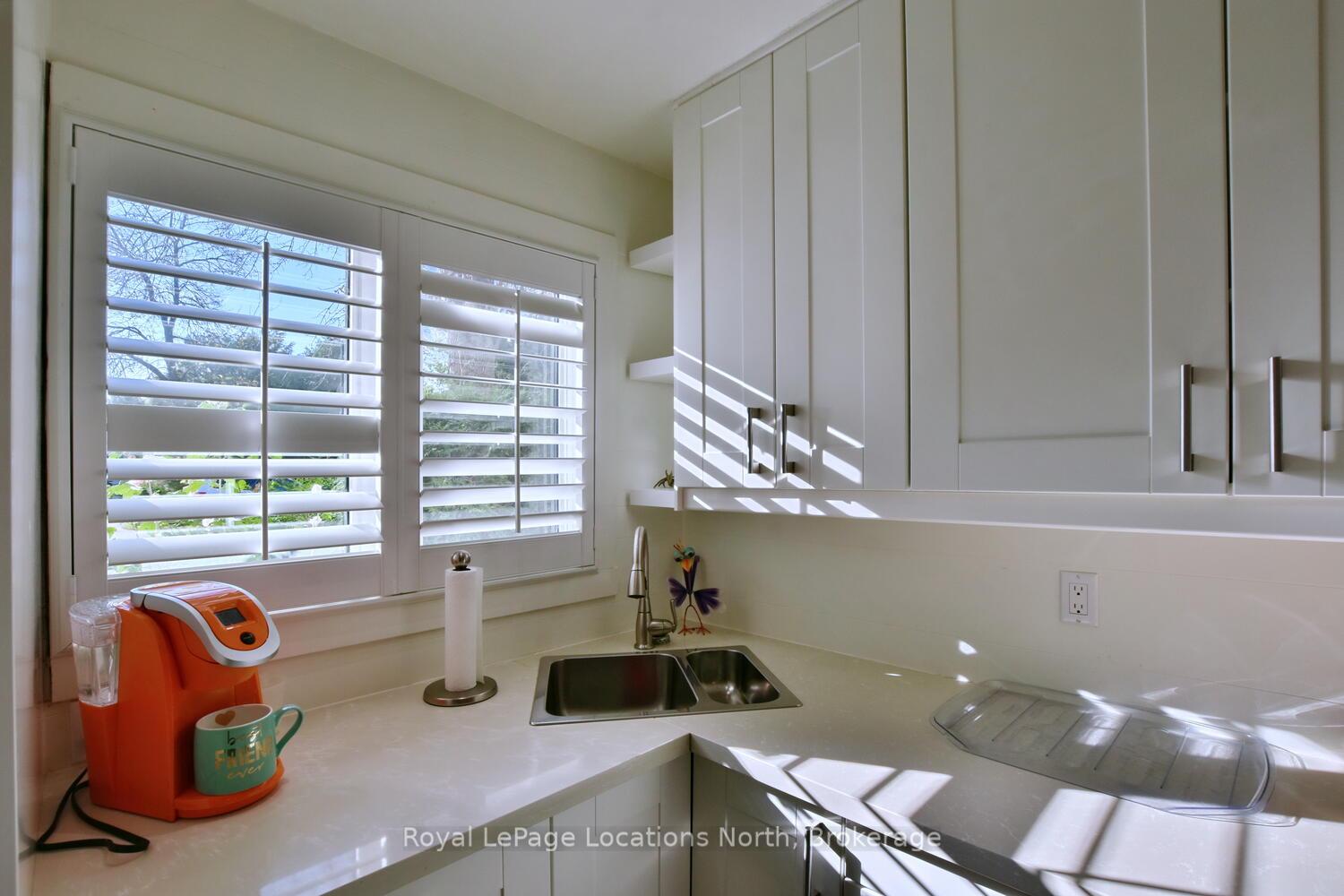 Photo 13 of 592 Oxbow Crescent, Collingwood — HOMEH