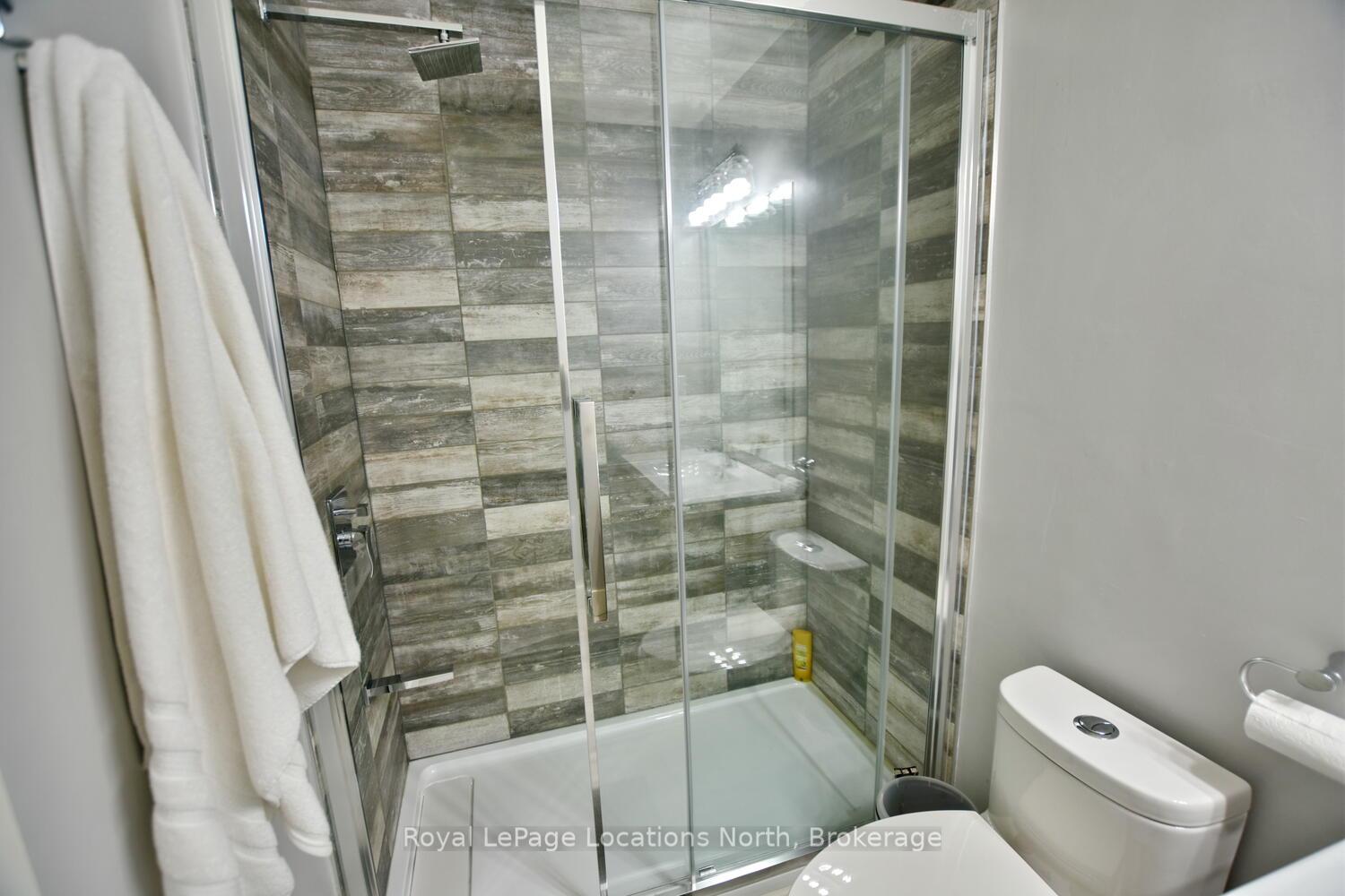 Photo 76 of 592 Oxbow Crescent, Collingwood — HOMEH