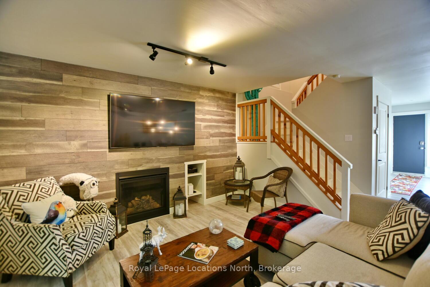 Photo 34 of 592 Oxbow Crescent, Collingwood — HOMEH