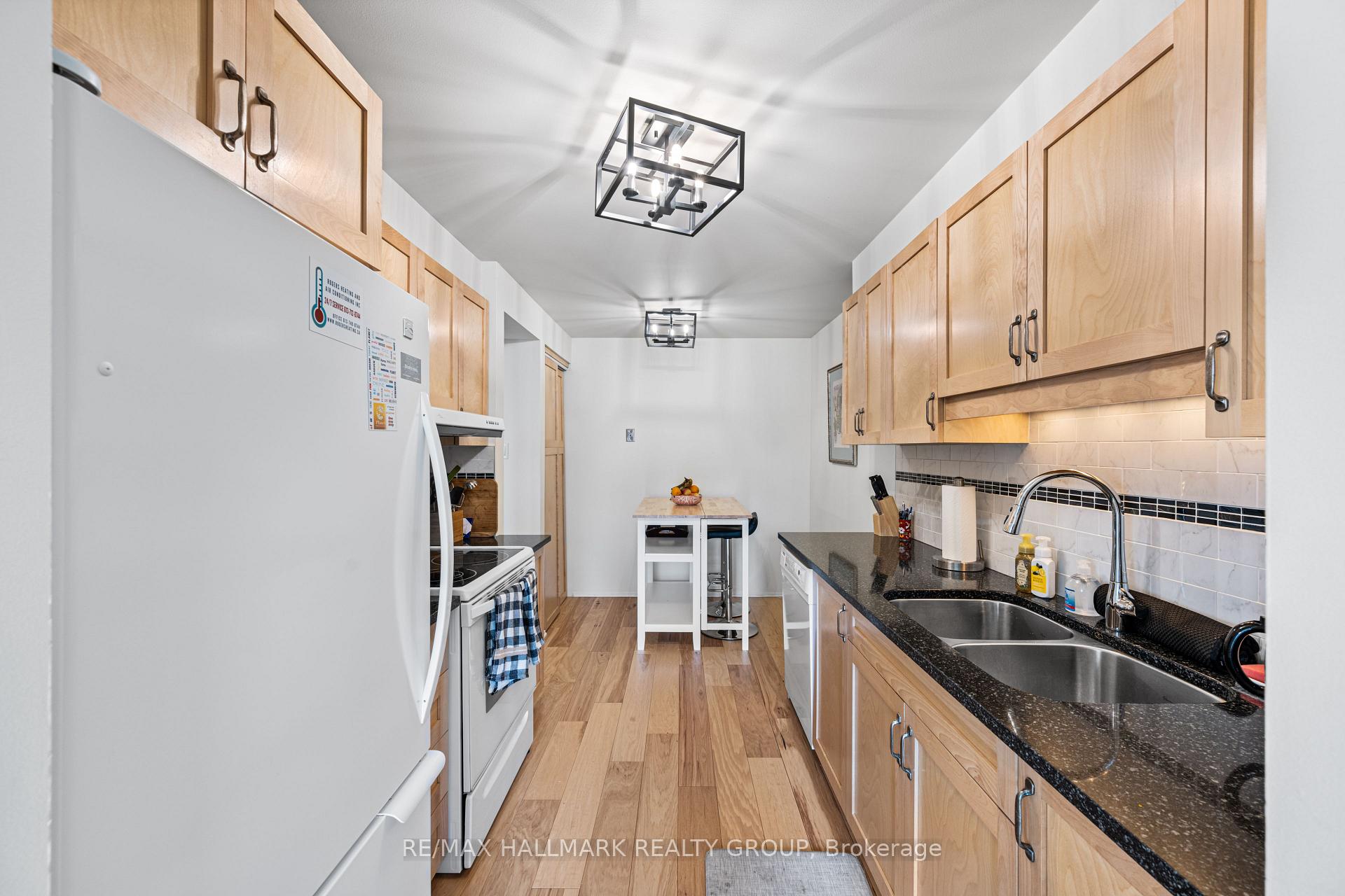 Photo 15 of Unit 139, 3E Castlebrook Lane, Ottawa, Centrepointe — HOMEH