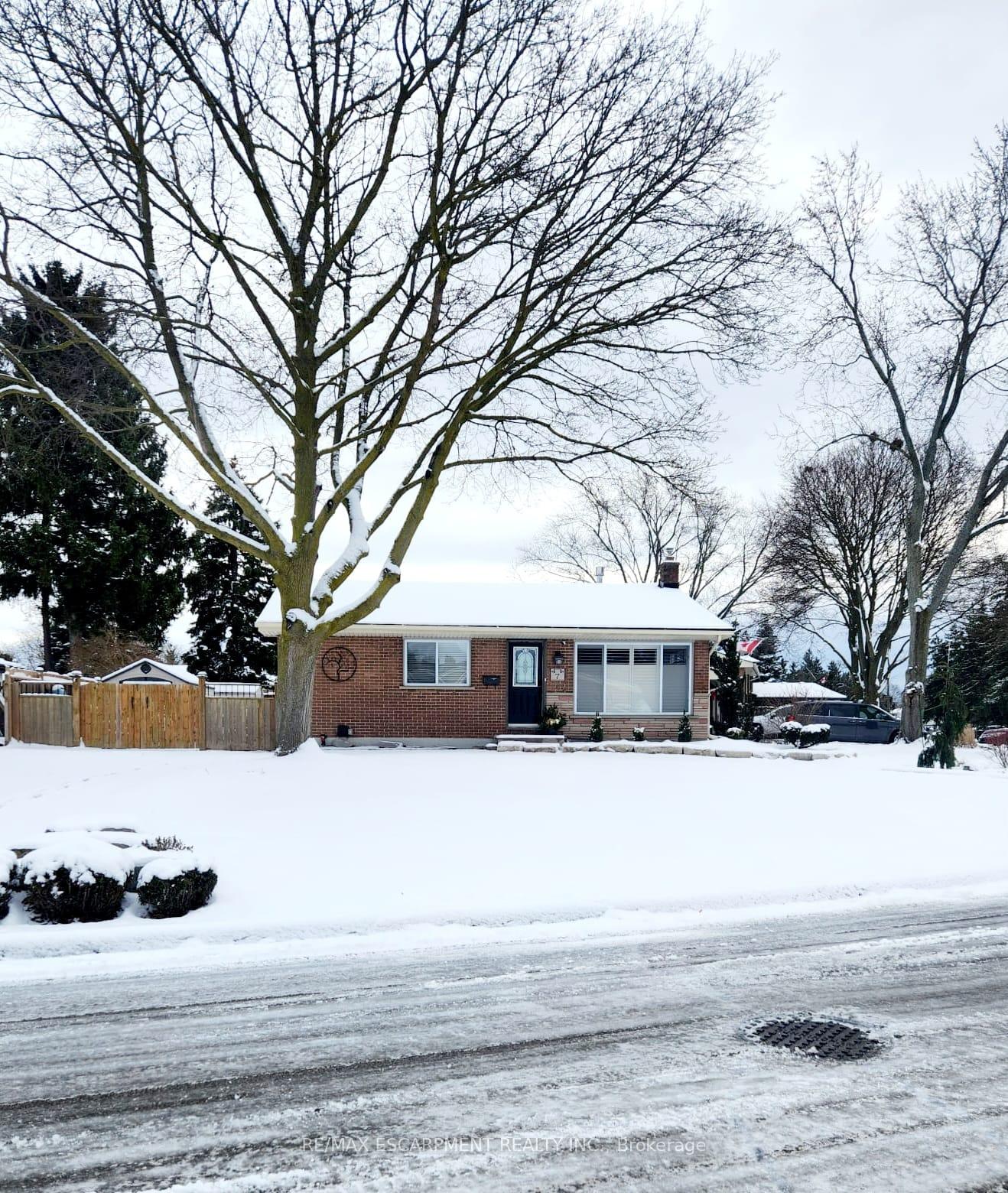 Front of 7 Brier Crescent