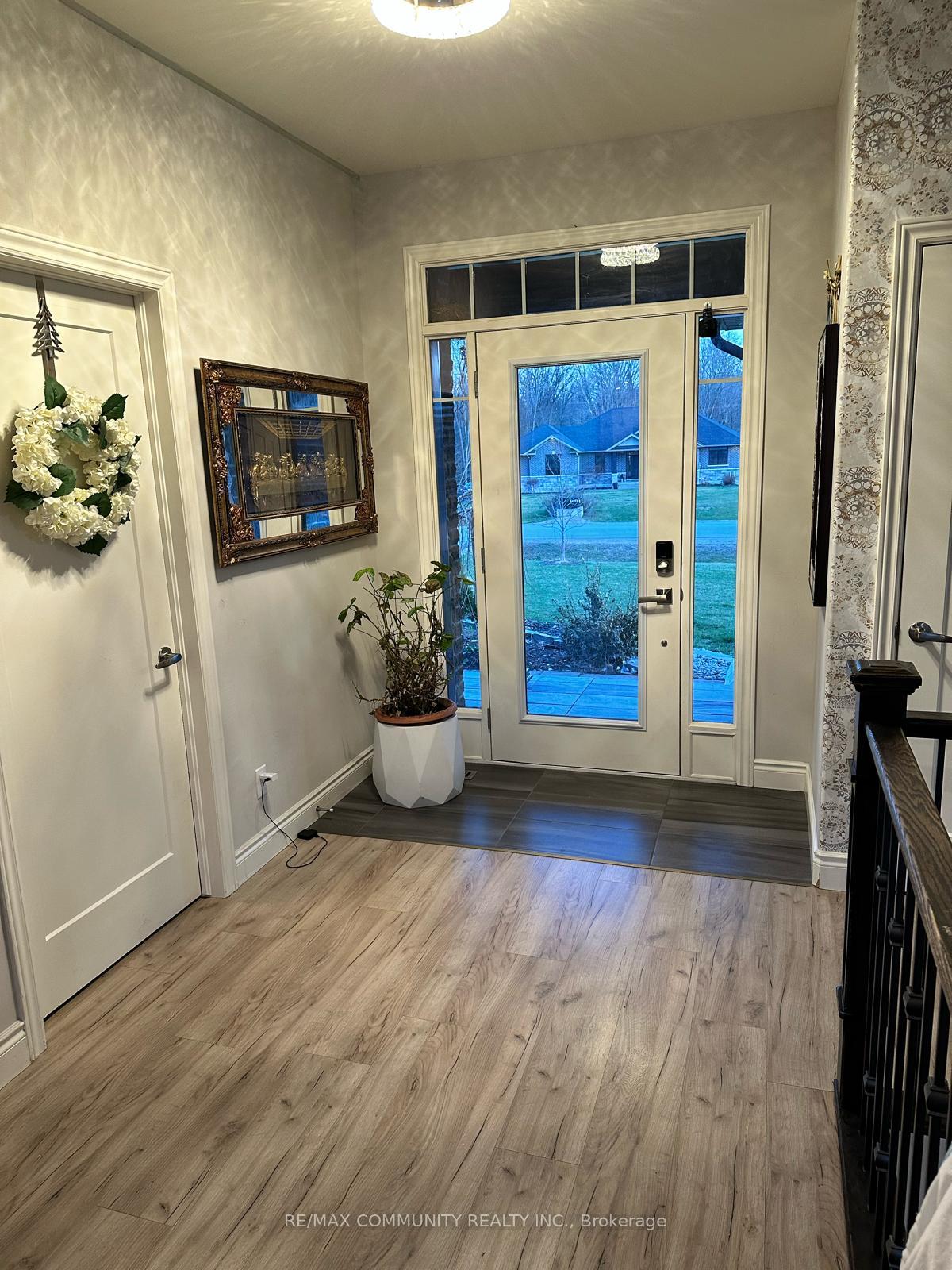 Photo 20 of 98 Hiddenvalley Drive, Belleville, Thurlow Ward — HOMEH
