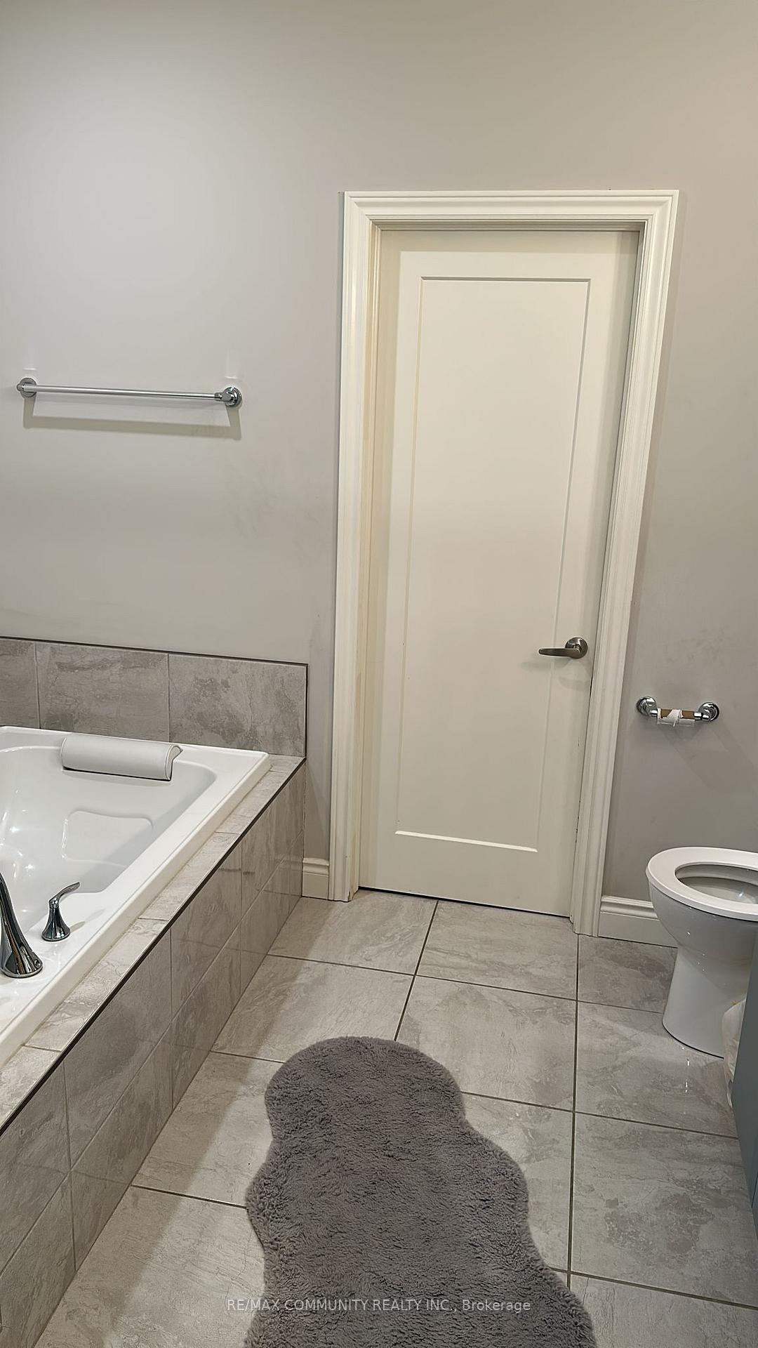 Photo 32 of 98 Hiddenvalley Drive, Belleville, Thurlow Ward — HOMEH