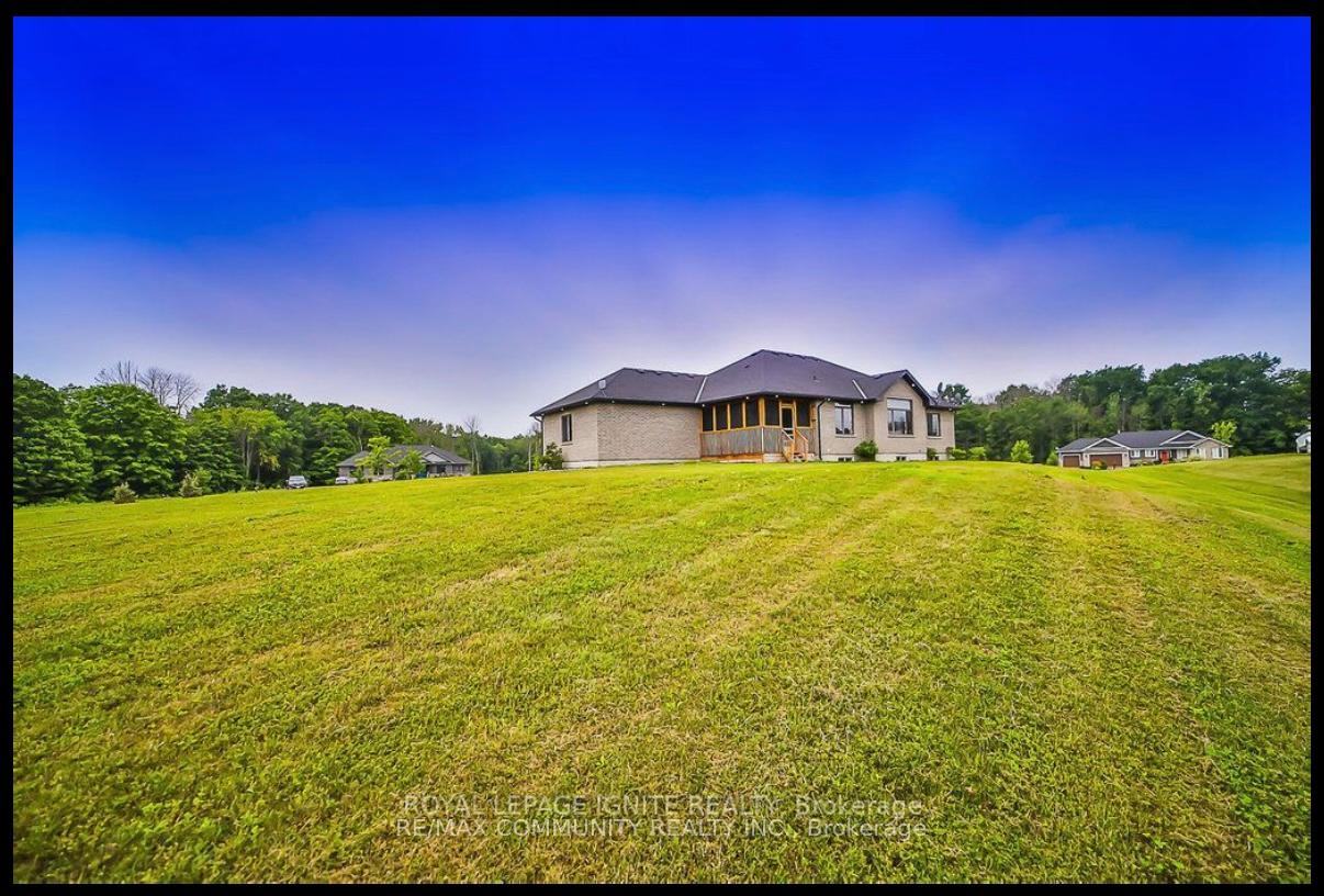 Photo 40 of 98 Hiddenvalley Drive, Belleville, Thurlow Ward — HOMEH