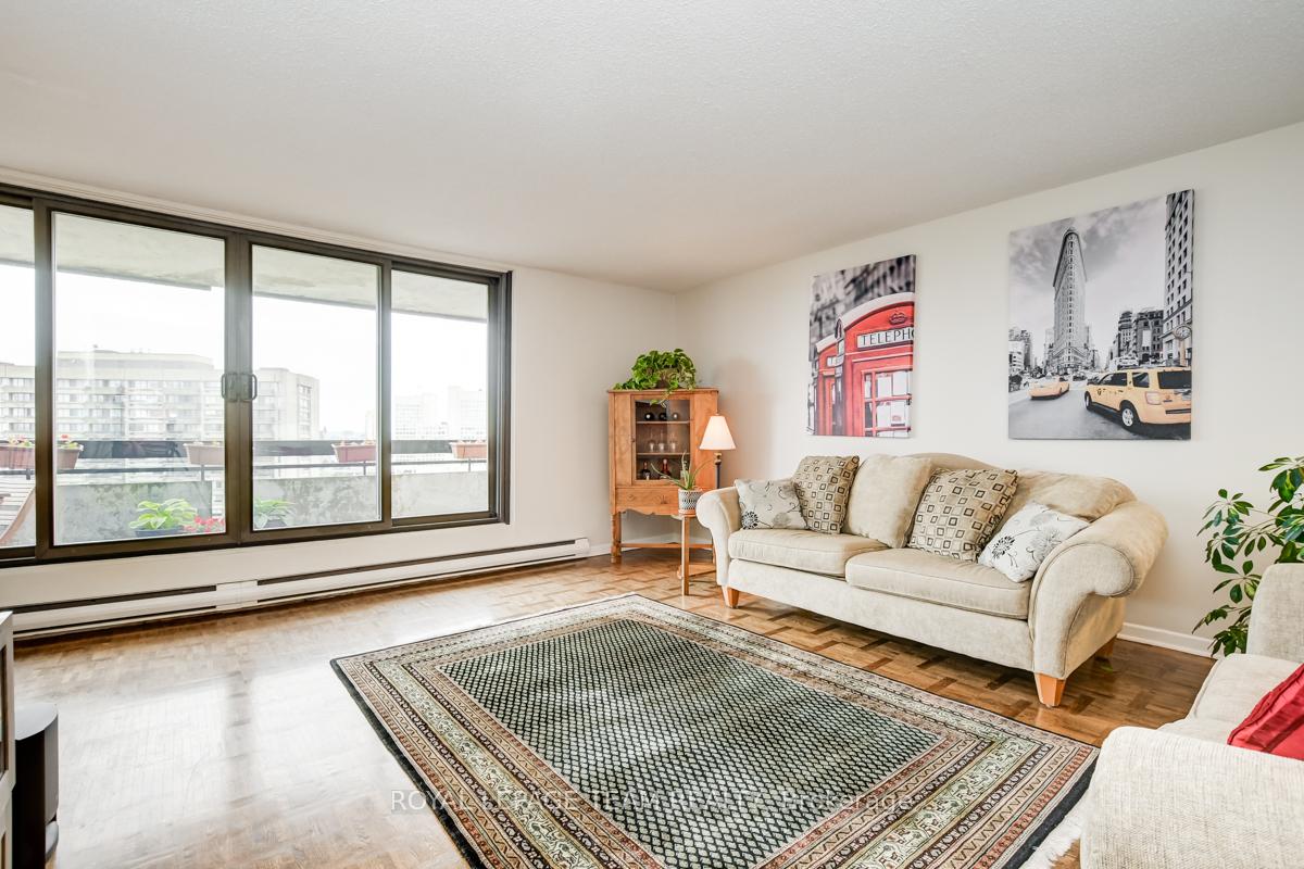 Photo 5 of Unit 1605, 20 The Driveway Drive, Ottawa — HOMEH