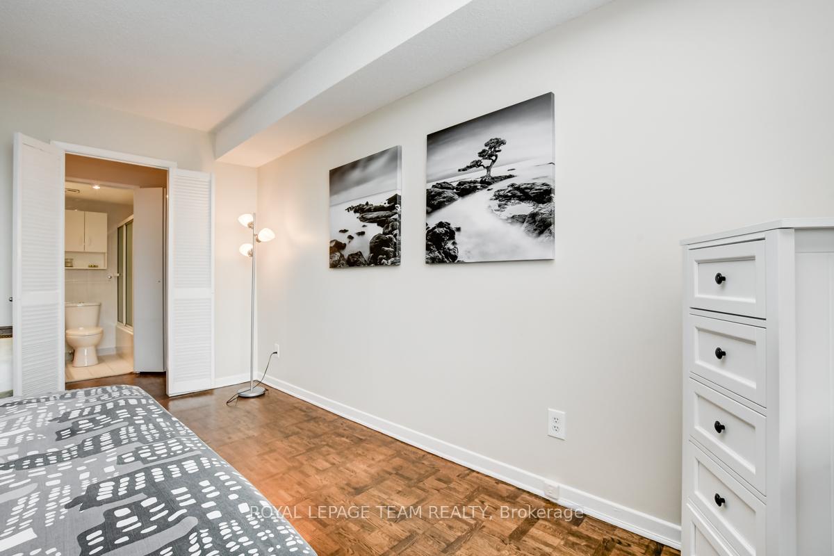 Photo 19 of Unit 1605, 20 The Driveway Drive, Ottawa — HOMEH