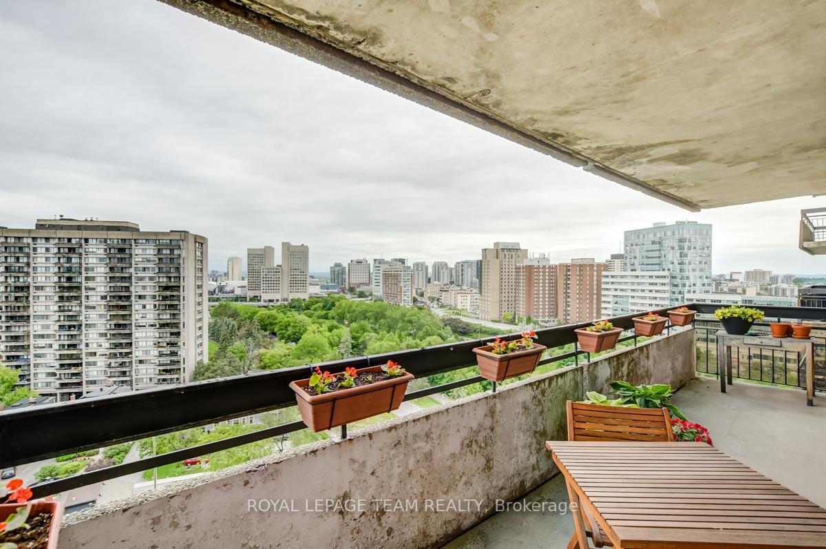Photo 24 of Unit 1605, 20 The Driveway Drive, Ottawa — HOMEH