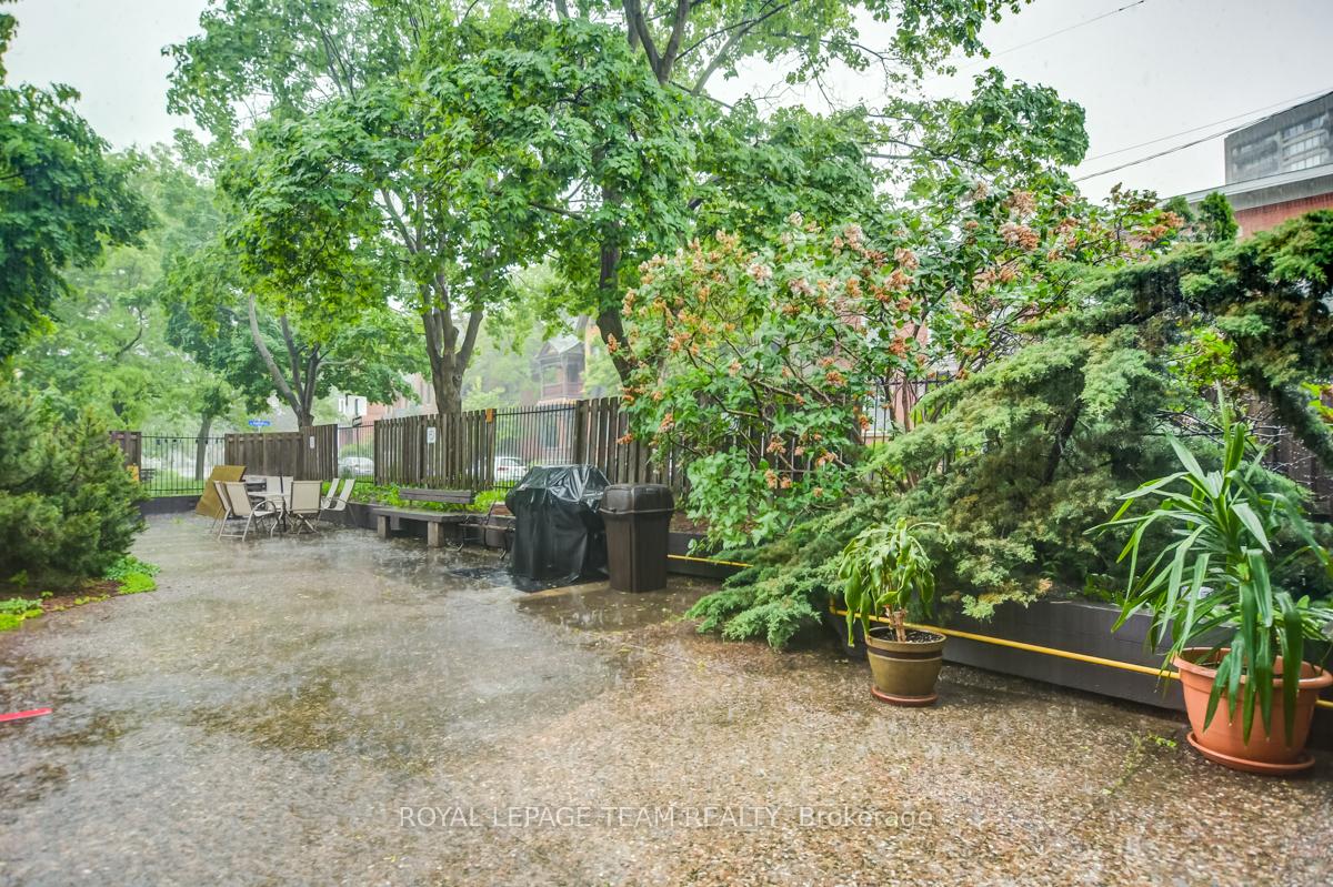 Photo 47 of Unit 1605, 20 The Driveway Drive, Ottawa — HOMEH