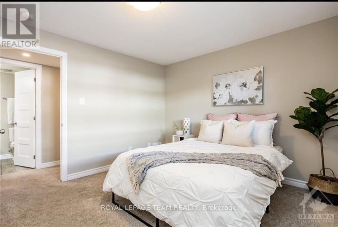 Photo 14 of 207 Infusion Pvt, Ottawa, Barrhaven - Strandherd — HOMEH