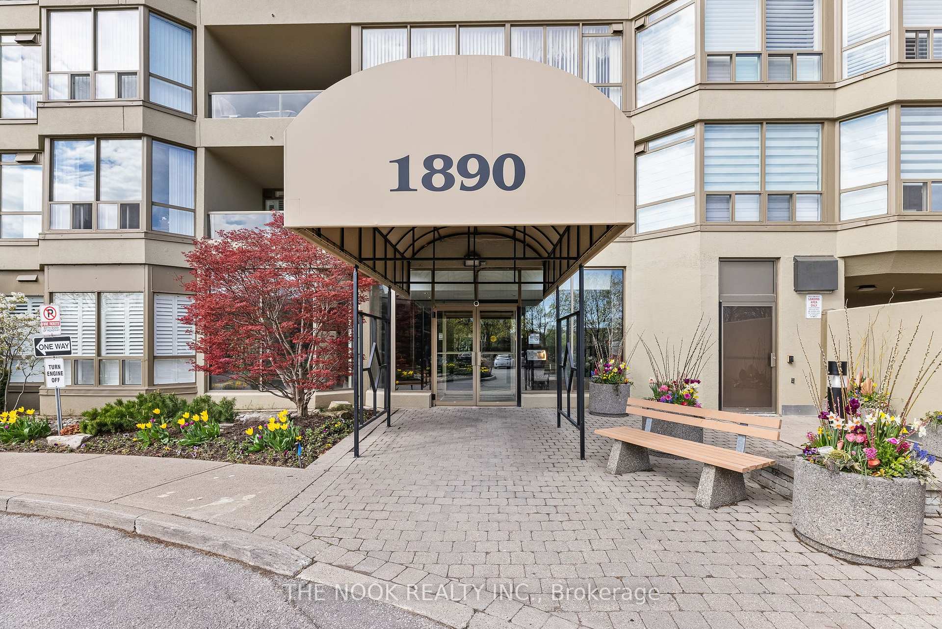 Photo 3 of Unit 303, 1890 Valley Farm Road, Pickering, Town Centre — HOMEH