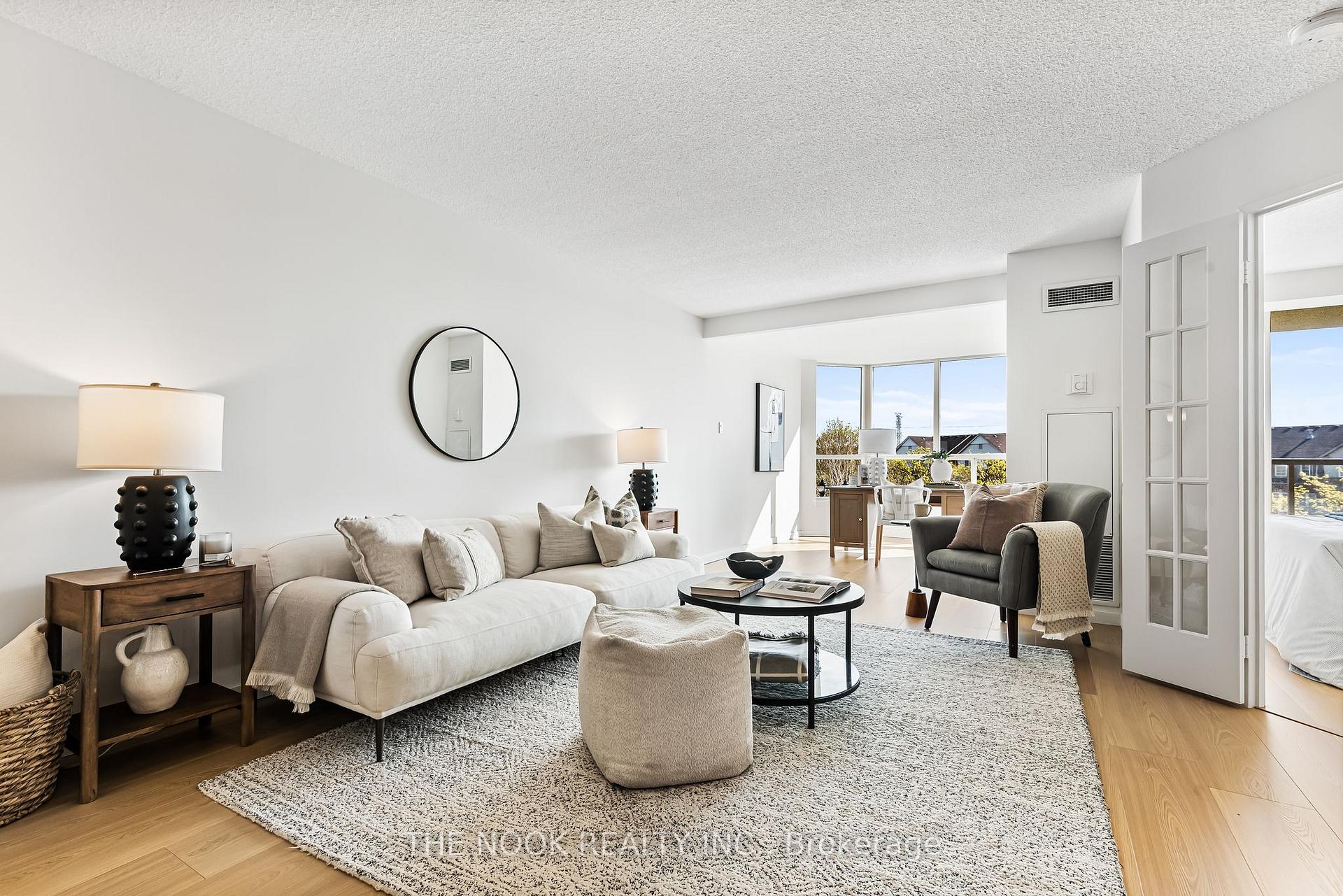 Photo 5 of Unit 303, 1890 Valley Farm Road, Pickering, Town Centre — HOMEH