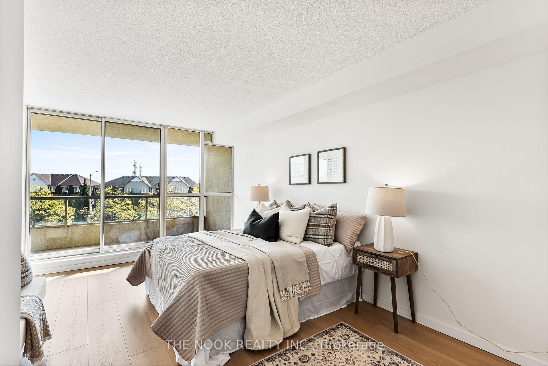 Photo 9 of Unit 303, 1890 Valley Farm Road, Pickering, Town Centre — HOMEH