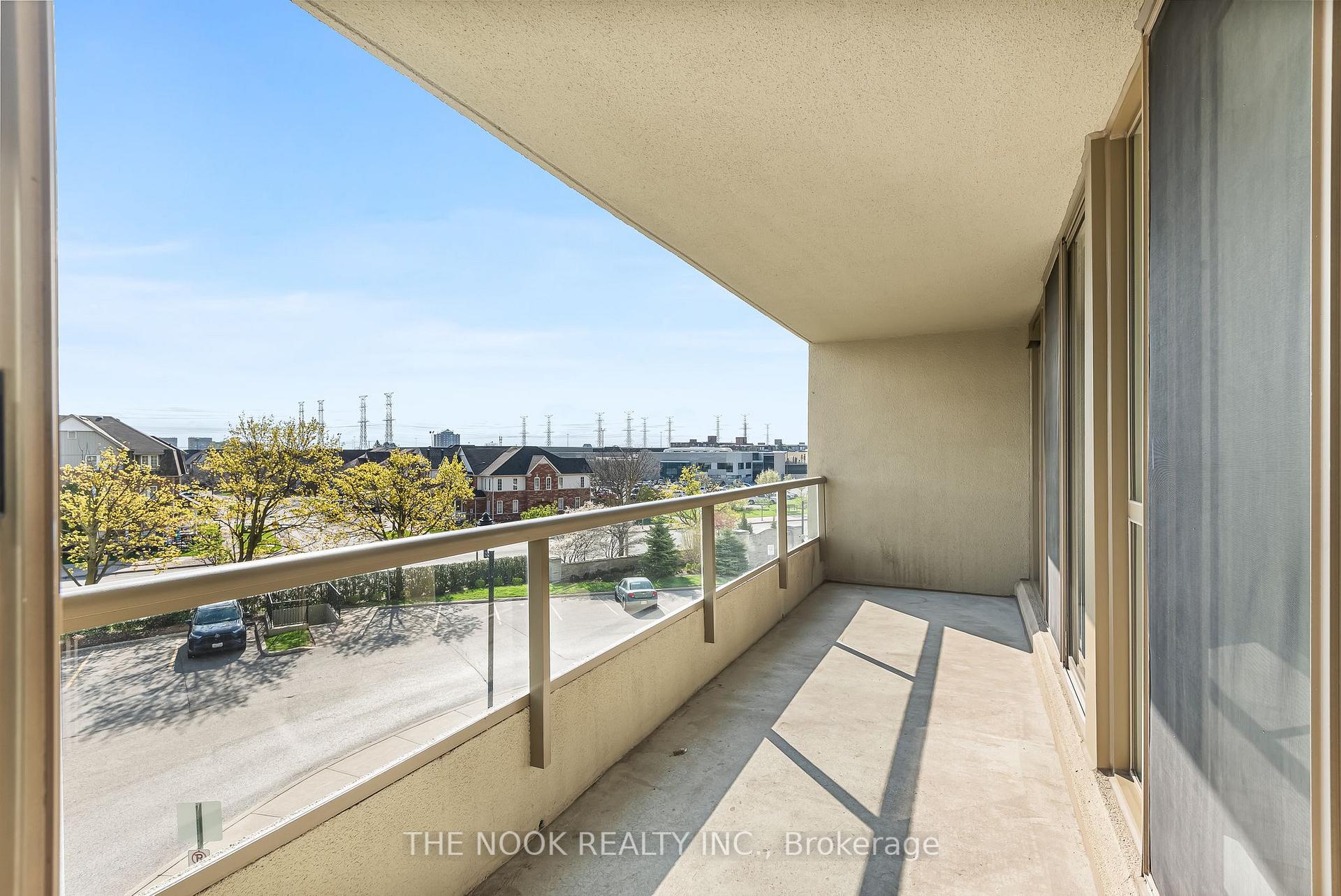 Photo 28 of Unit 303, 1890 Valley Farm Road, Pickering, Town Centre — HOMEH
