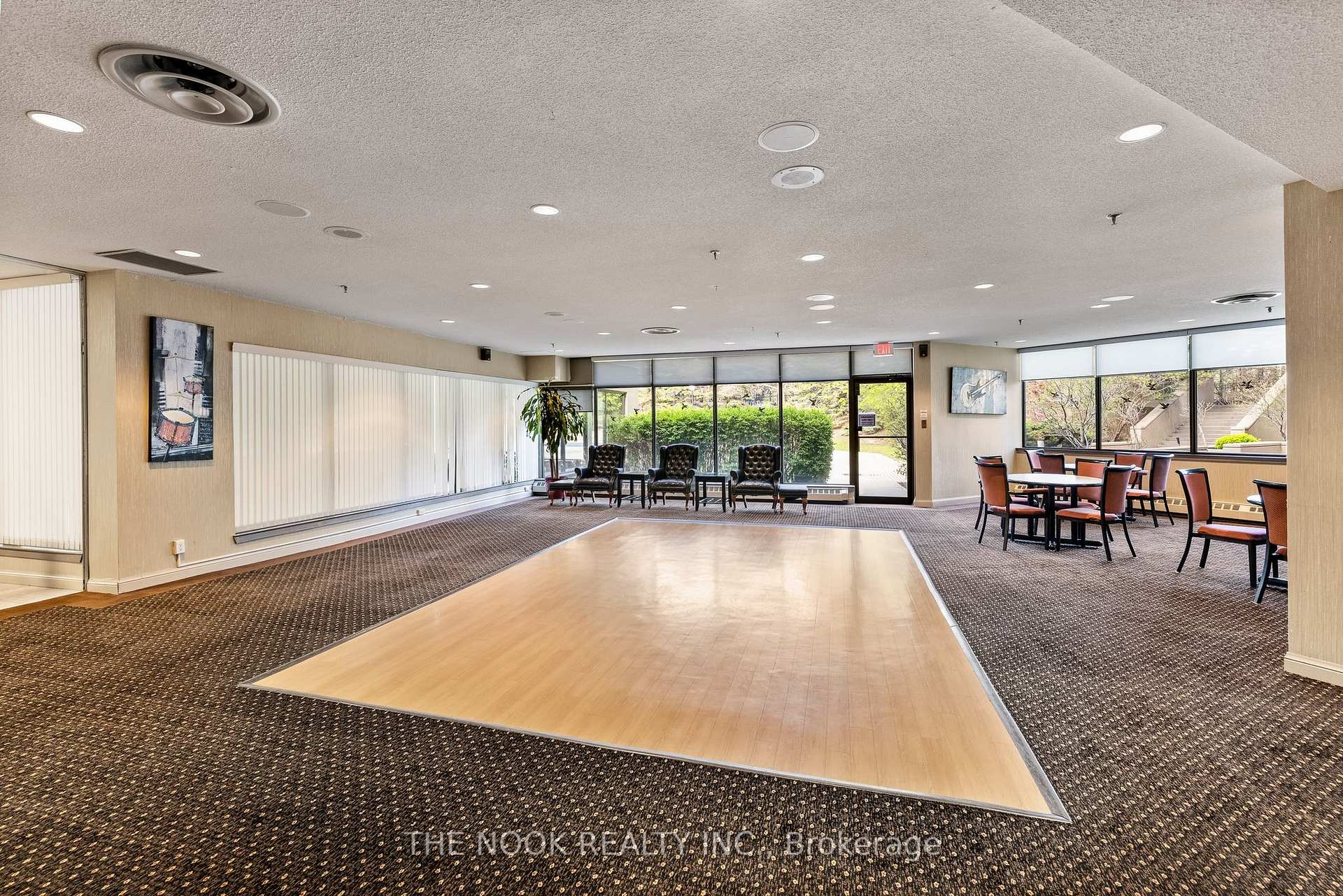 Photo 31 of Unit 303, 1890 Valley Farm Road, Pickering, Town Centre — HOMEH