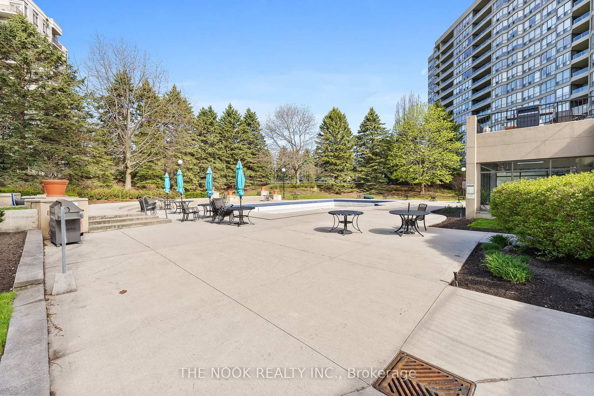 Photo 34 of Unit 303, 1890 Valley Farm Road, Pickering, Town Centre — HOMEH