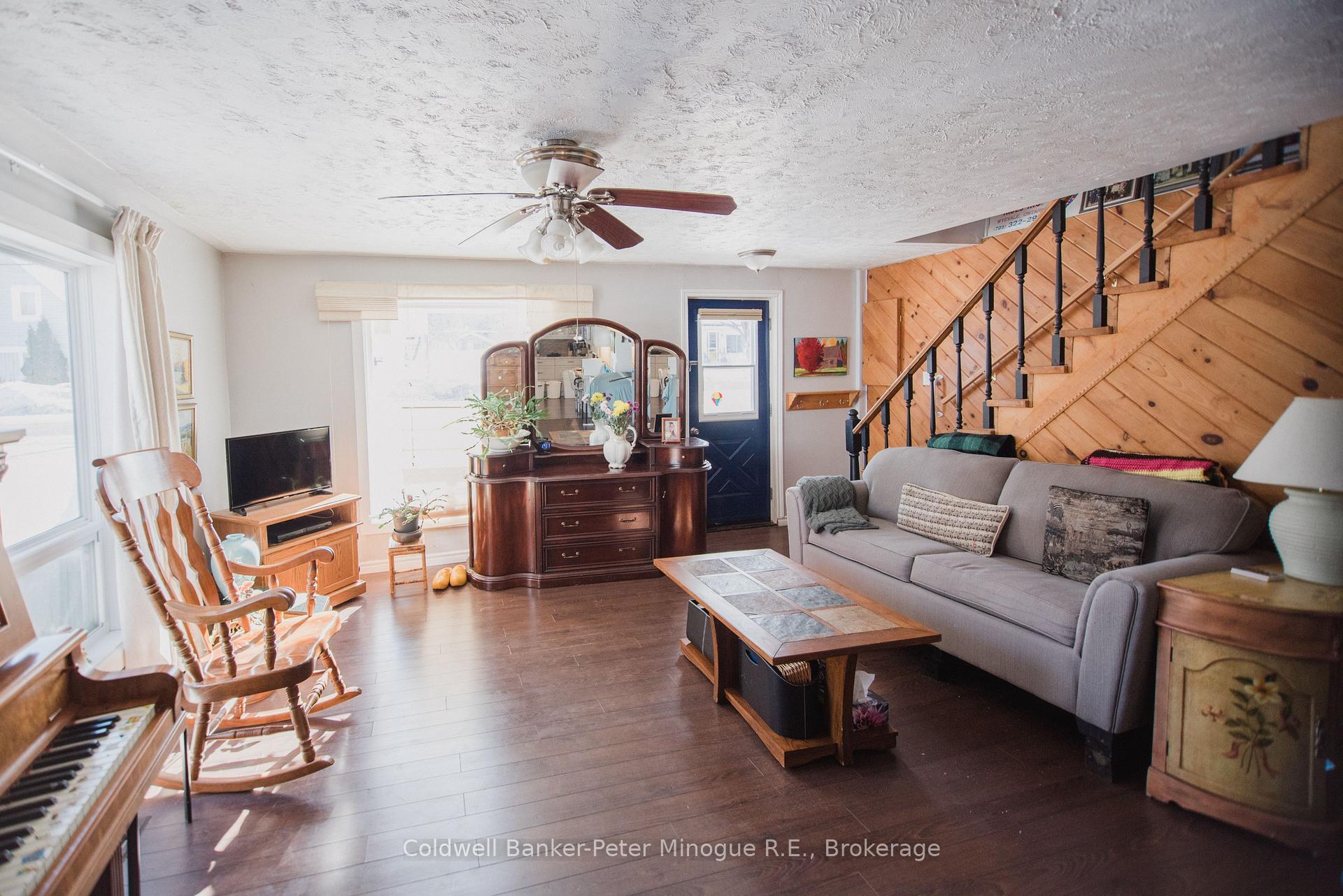 Photo 10 of 1074 James Street, Mattawa — HOMEH
