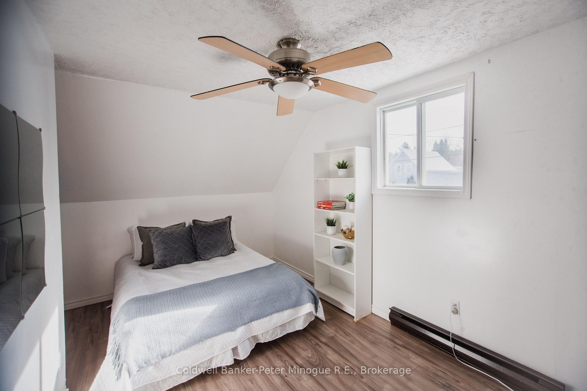 Photo 14 of 1074 James Street, Mattawa — HOMEH