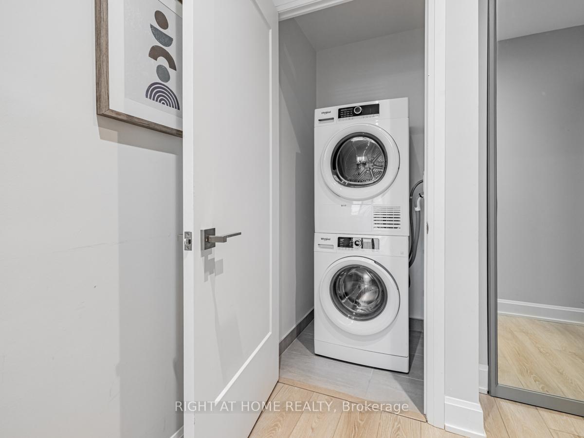 Photo 6 of Unit 2109B, 38 Gandhi Lane, Markham, Commerce Valley — HOMEH