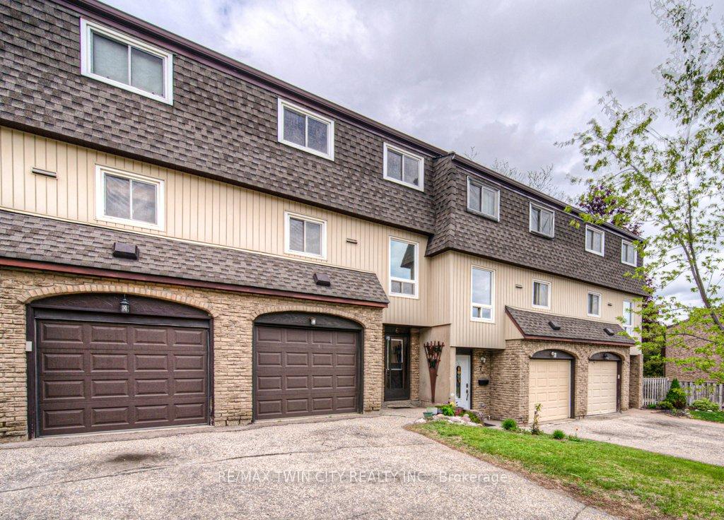 Photo 3 of Unit 6, 80 Old Country Drive, Kitchener — HOMEH